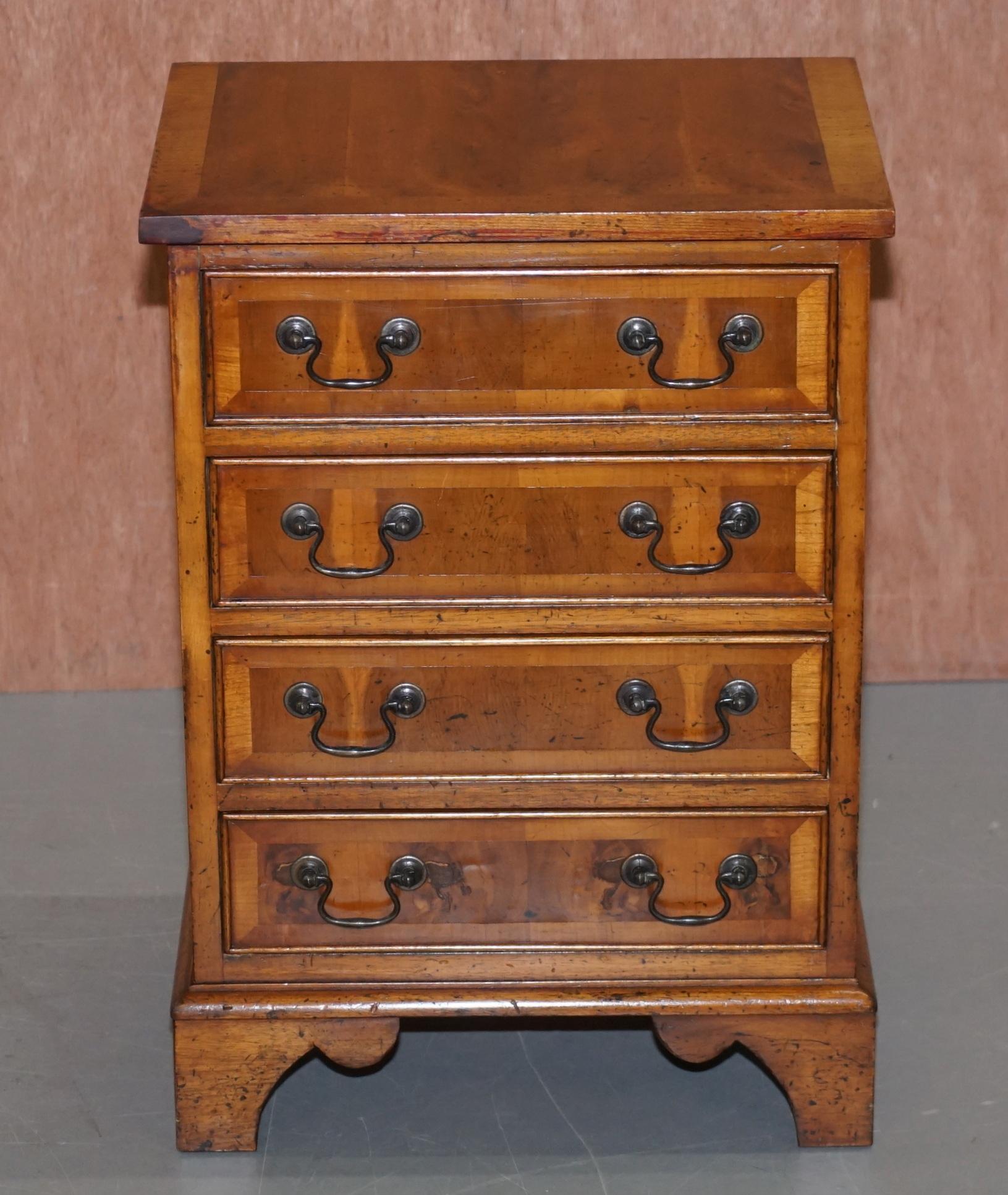 We are delighted to offer for sale this very nice vintage burr yew small chest of drawers made in the Georgian style

A good looking and well made piece, its very versatile, I see it being used as a luxury lamp or wine table but naturally it could