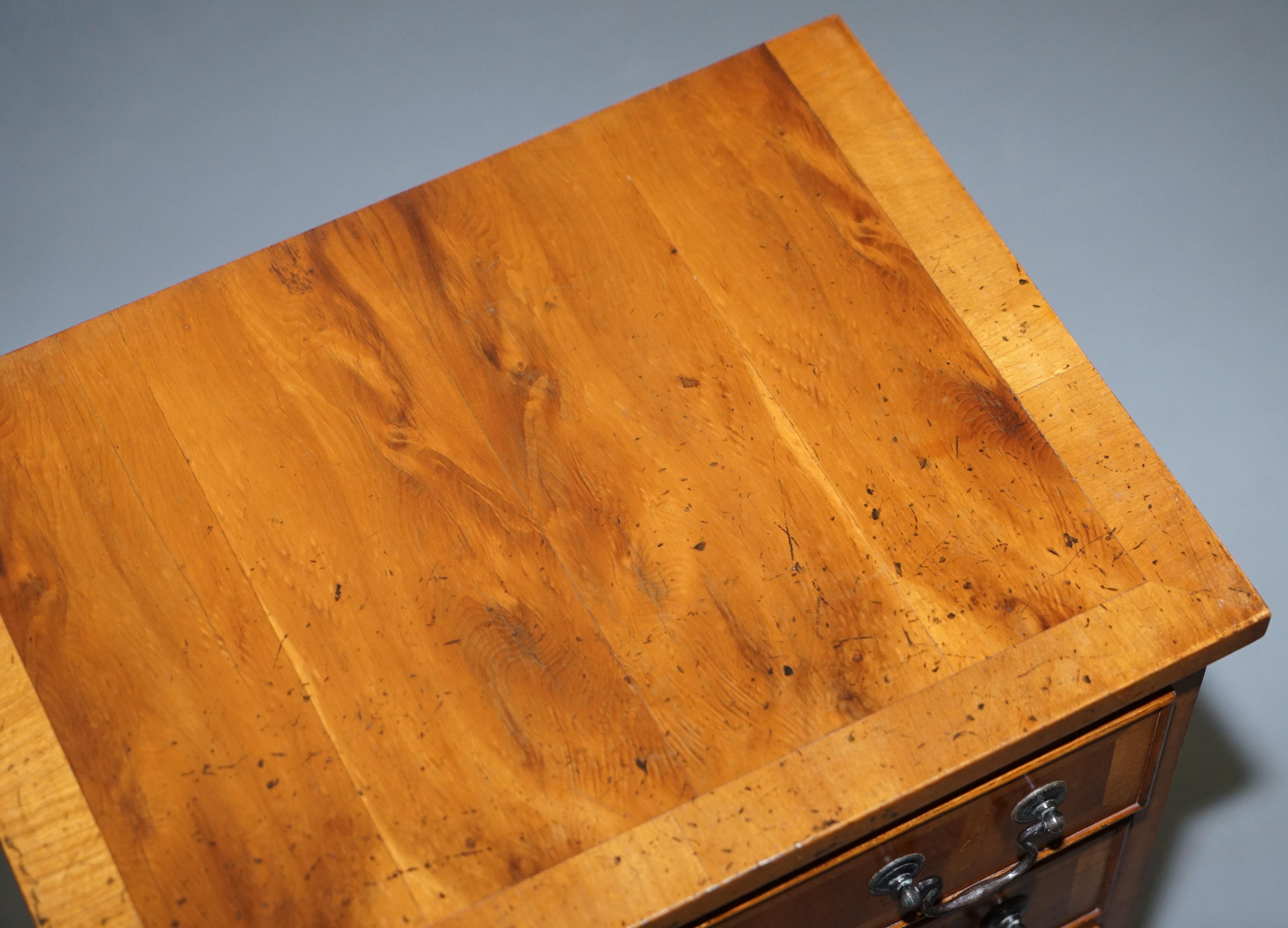 Hand-Crafted Stunning Small Burr Yew Chest of Drawers Lamp End Wine Bed Side Table Sized