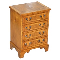Stunning Small Burr Yew Chest of Drawers Lamp End Wine Bed Side Table Sized