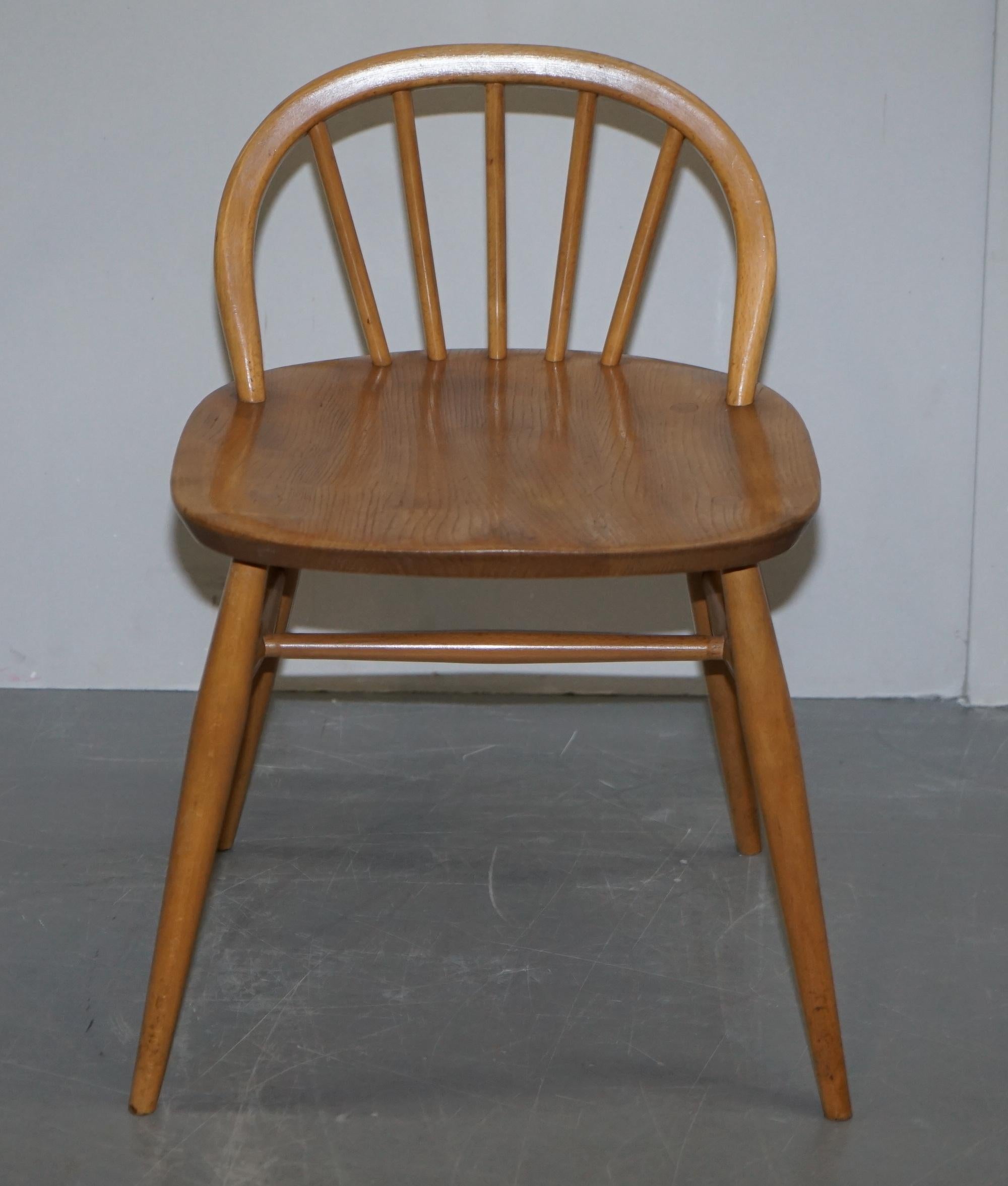 We are delighted to offer for sale this lovely vintage hand made in England G Plan Ecol small side chair or dressing table stool

This chair is in very fine order throughout, it is part of a suite, I have the matching pair of headboards, dressing