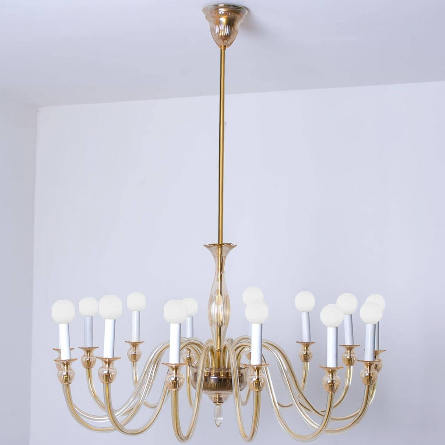 Stupendo lampadario in vetro di Murano color ambra morbida a 14 bracci, Italia 1960 in vendita 6