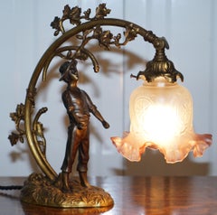 Atemberaubende massive Bronze um 1920 Tischlampe mit Statue Original-Schirm Seltene Entdeckung