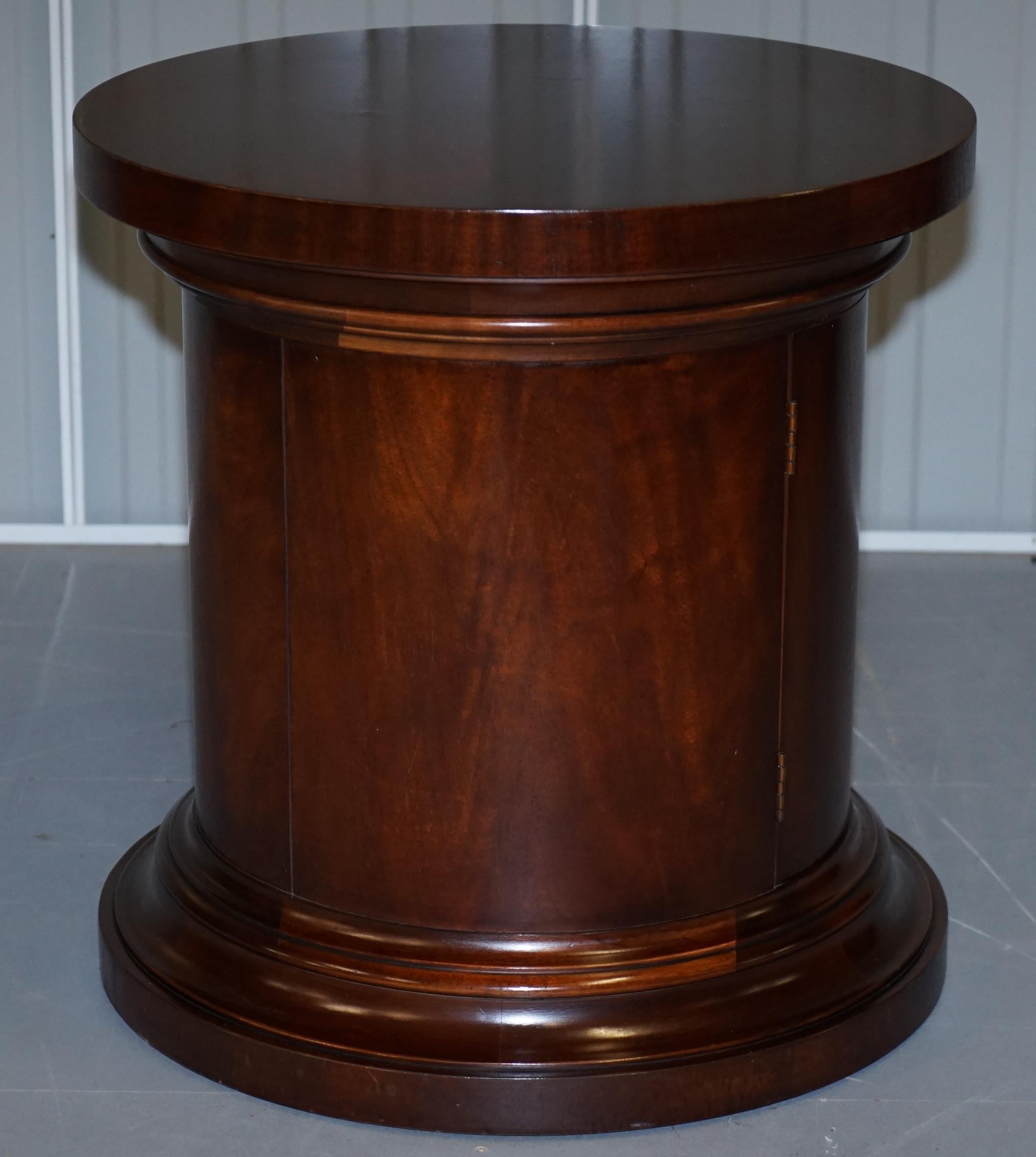 20th Century Stunning Solid Mahogany Ralph Lauren Polo Drum Side Lamp Wine Table Cupboard