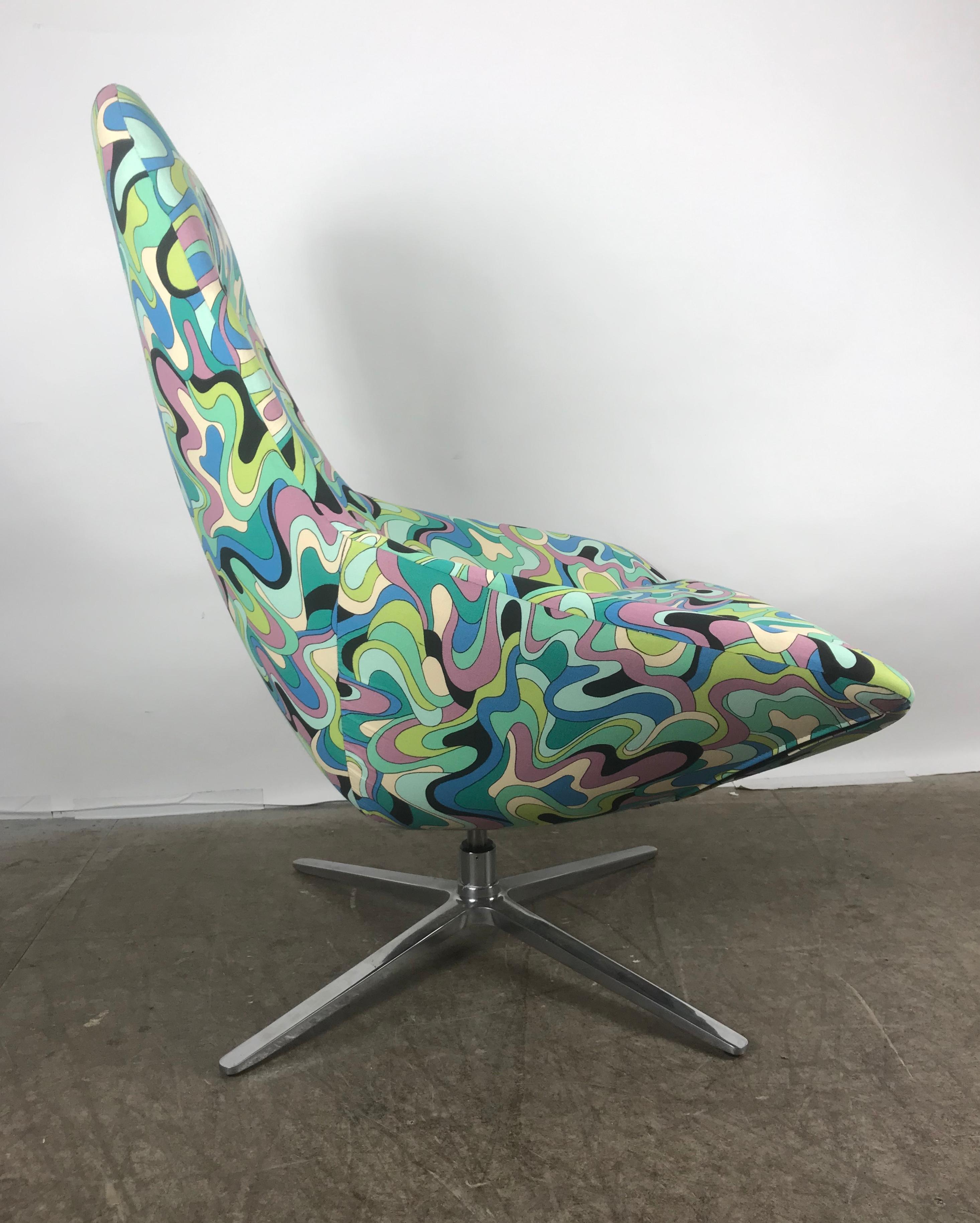 Stunning Space Age Modernist Tilt-Swivel 