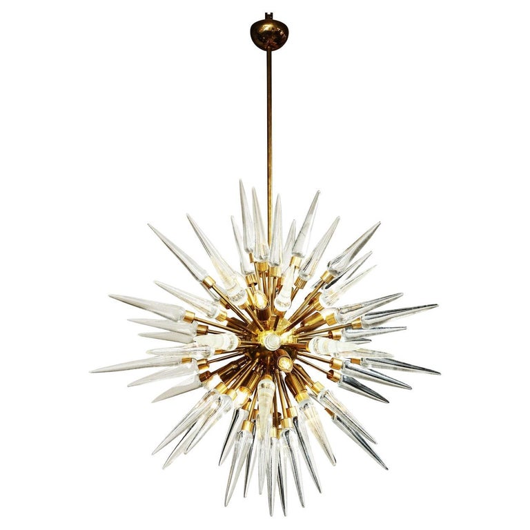 Stunning Sputnik-Style Chandelier in Polished Brass with Glass Spikes 2022 For Sale
