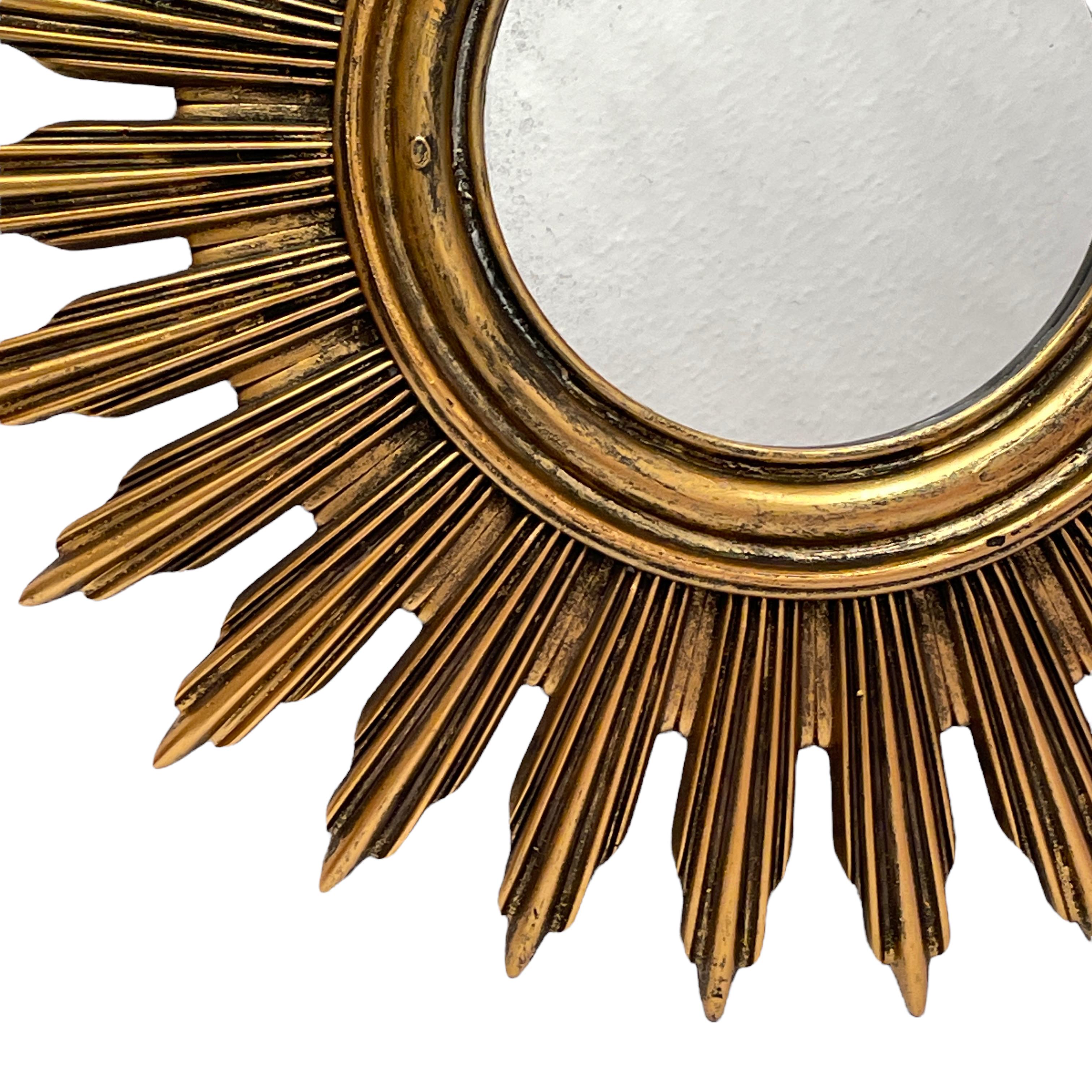 Stunning Starburst Sunburst Mirror Gilded Resin, Belgium, circa 1960s For Sale 1