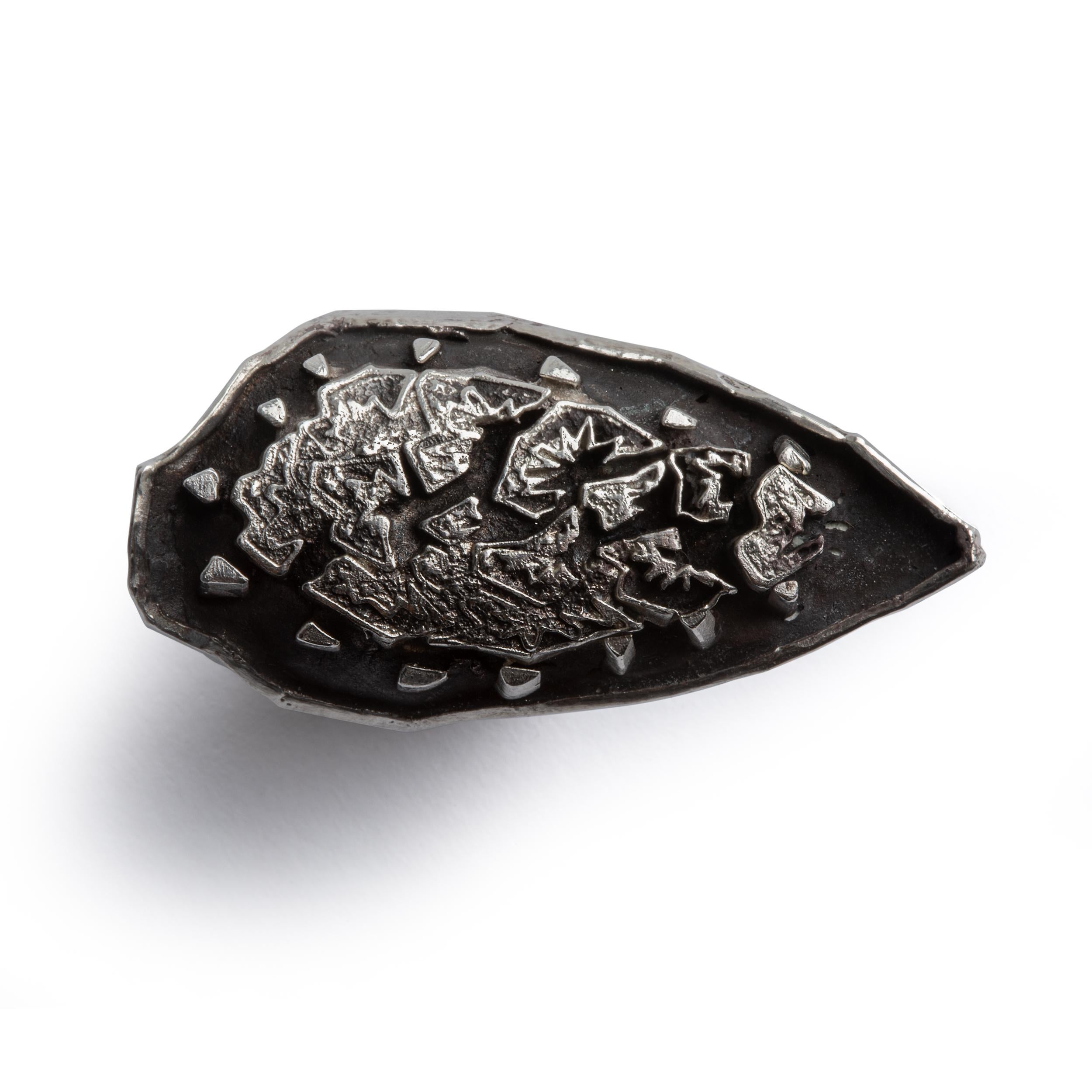 Contemporary Stunning Sterling Silver Xelona Ring Inspired by Turtle Shells by Embirikos For Sale