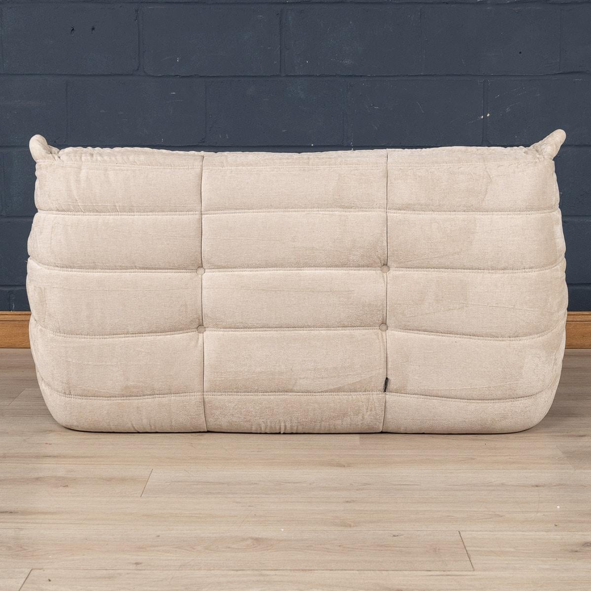 Atemberaubende Suite von Ligne Roset Sofas, Frankreich um 2000 im Angebot 4