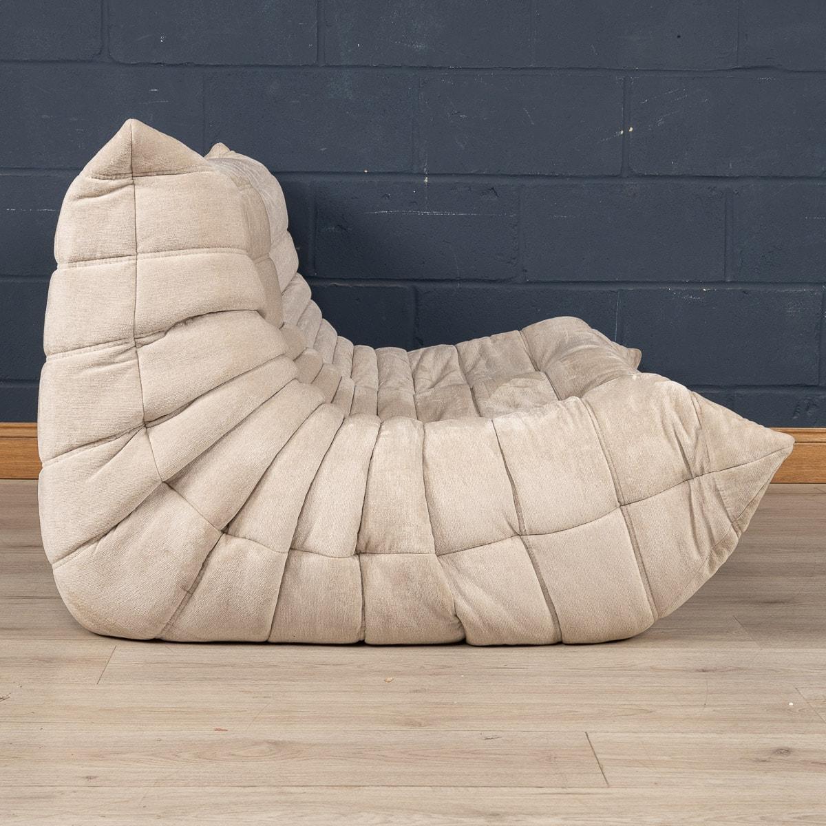 Atemberaubende Suite von Ligne Roset Sofas, Frankreich um 2000 (21. Jahrhundert und zeitgenössisch) im Angebot