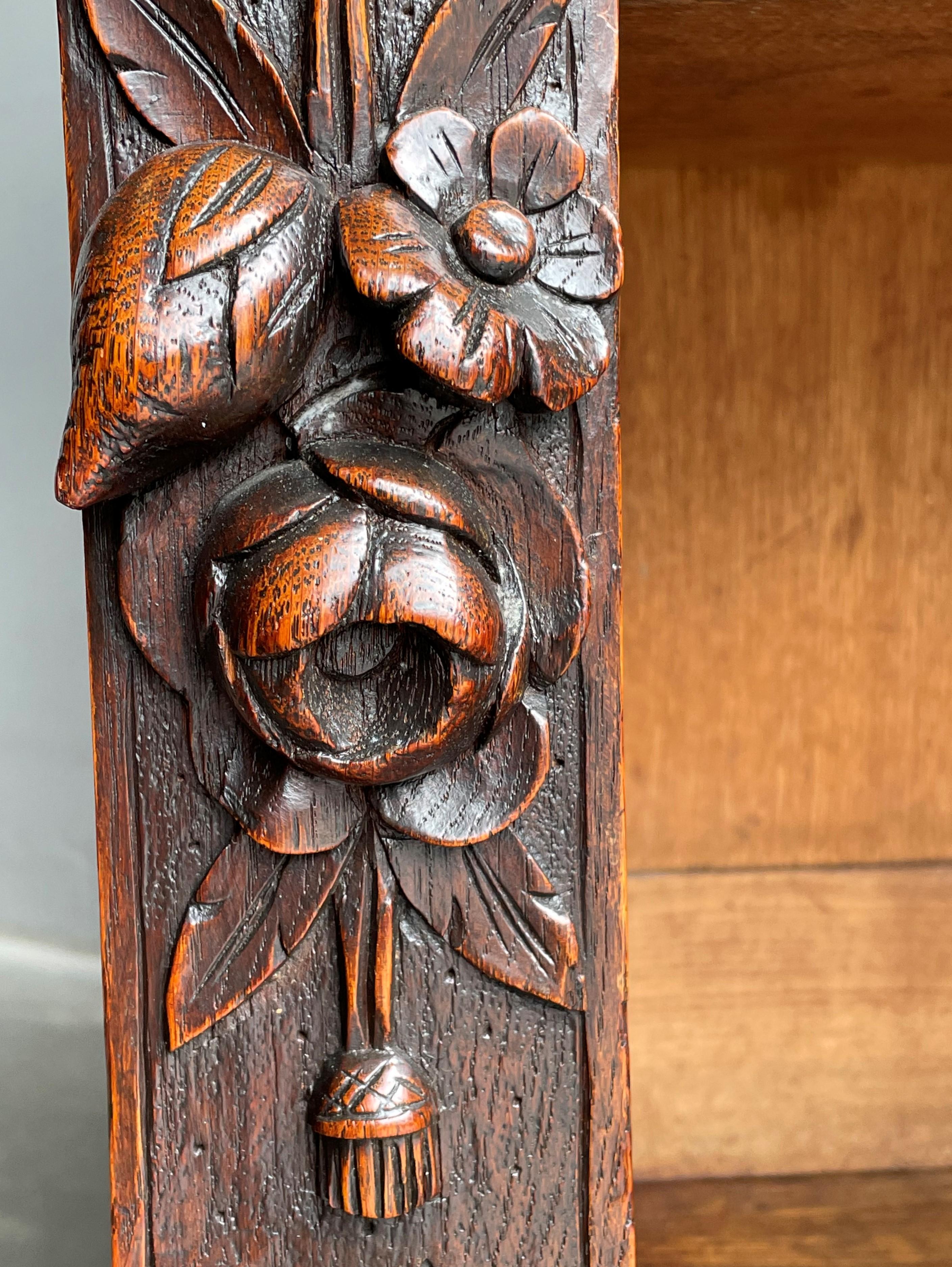 Stunning & Superbly Hand Carved Renaissance Revival Hallway Cabinet / Drinks Bar 5