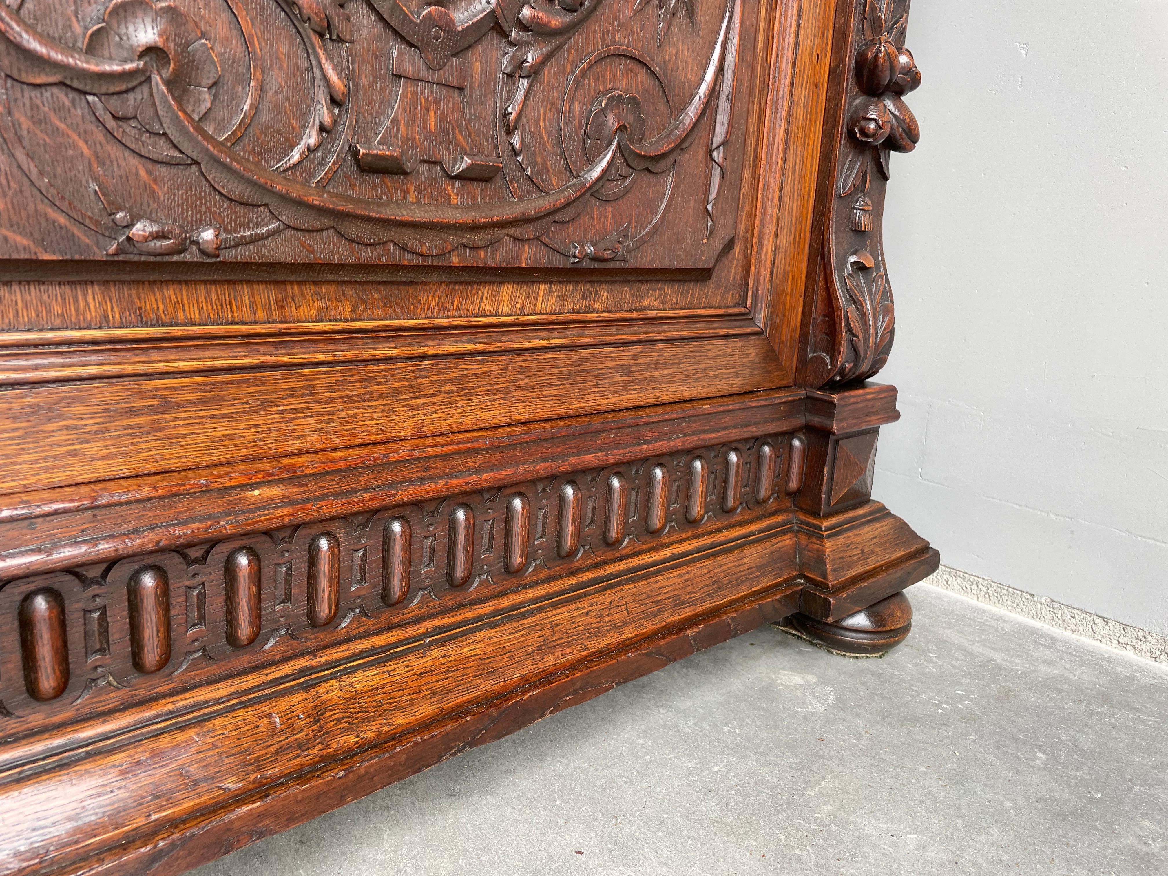Stunning & Superbly Hand Carved Renaissance Revival Hallway Cabinet / Drinks Bar 12