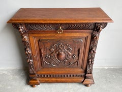 Stunning & Superbly Hand Carved Renaissance Revival Hallway Cabinet / Drinks Bar