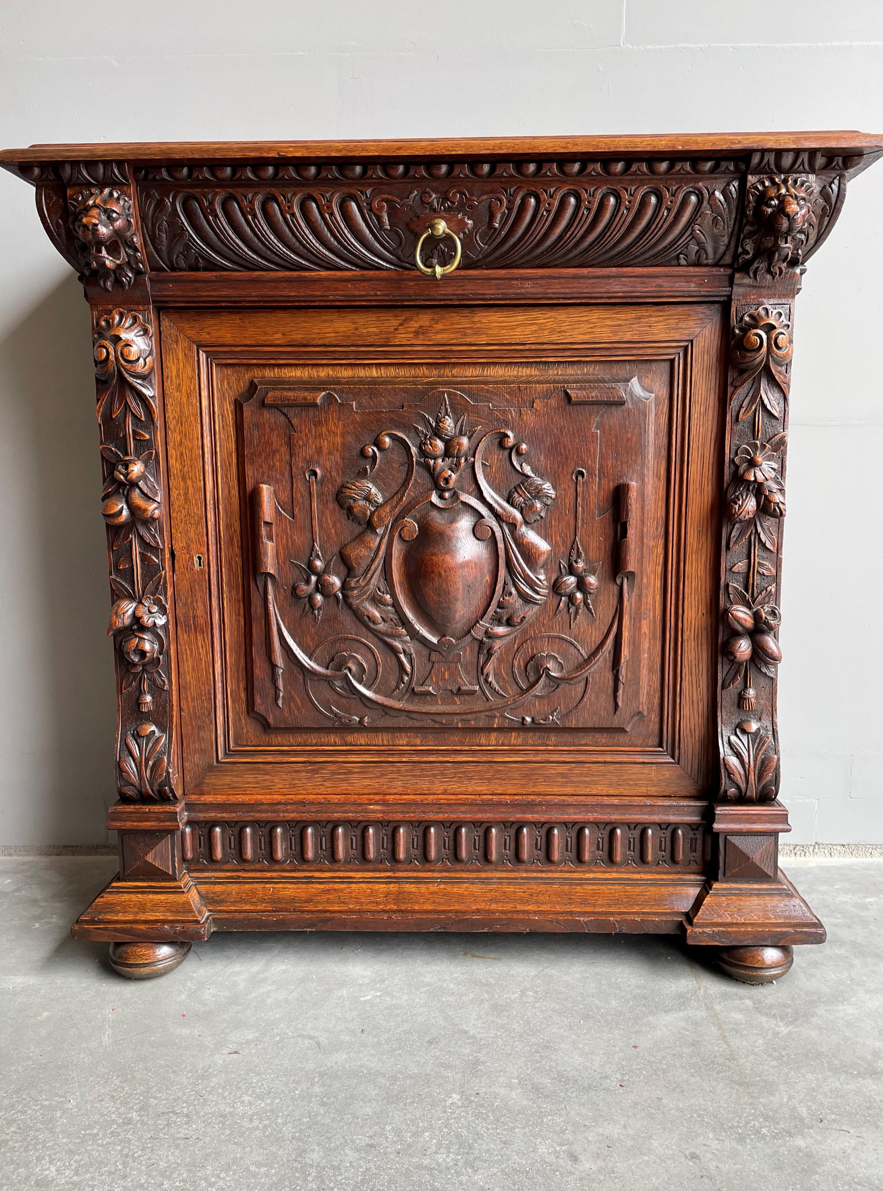 Stunning & Superbly Hand Carved Renaissance Revival Hallway Cabinet / Drinks Bar 13