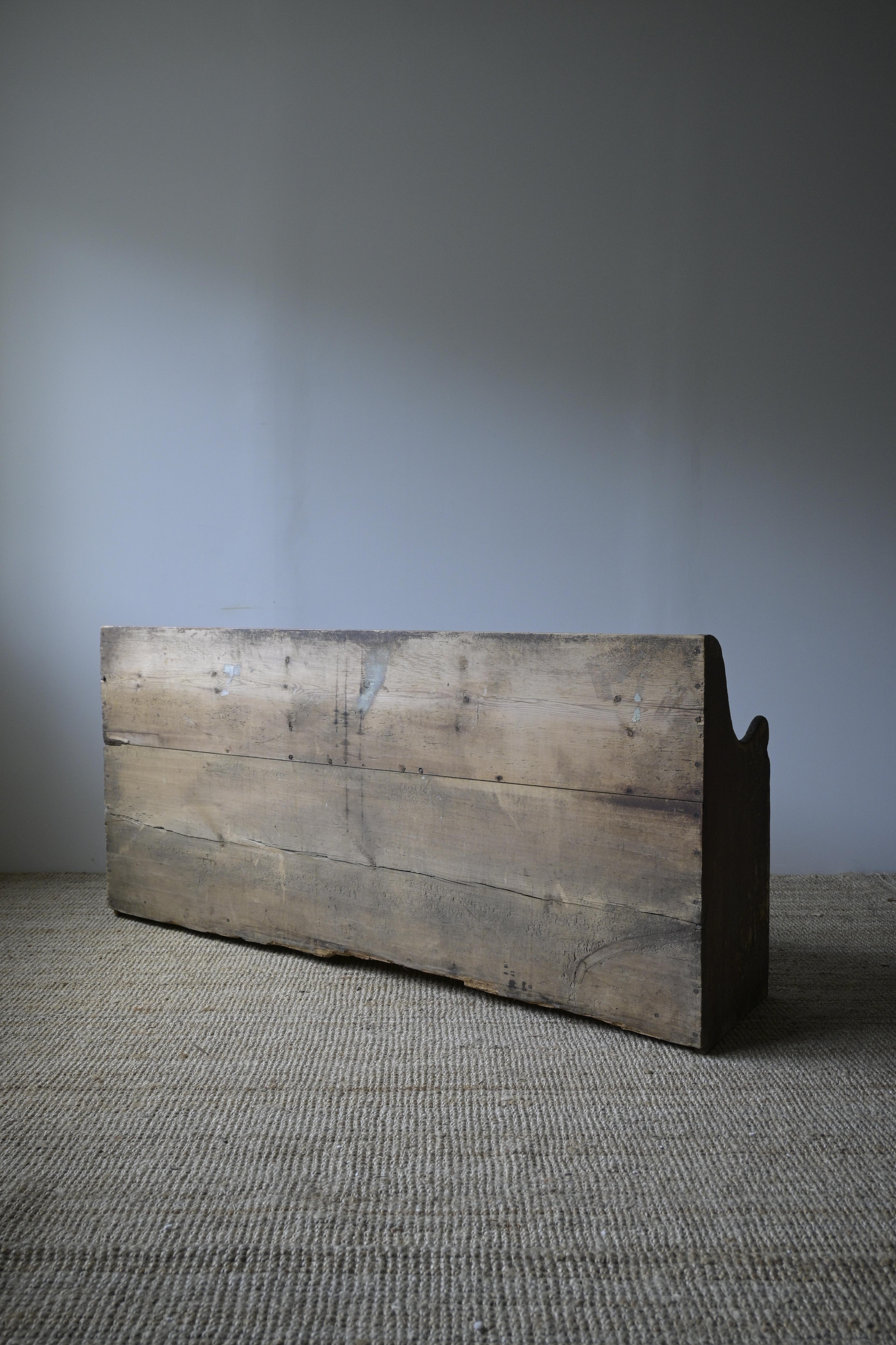 Superbe banc suédois primitif, vers 1850 ou avant en vente 8
