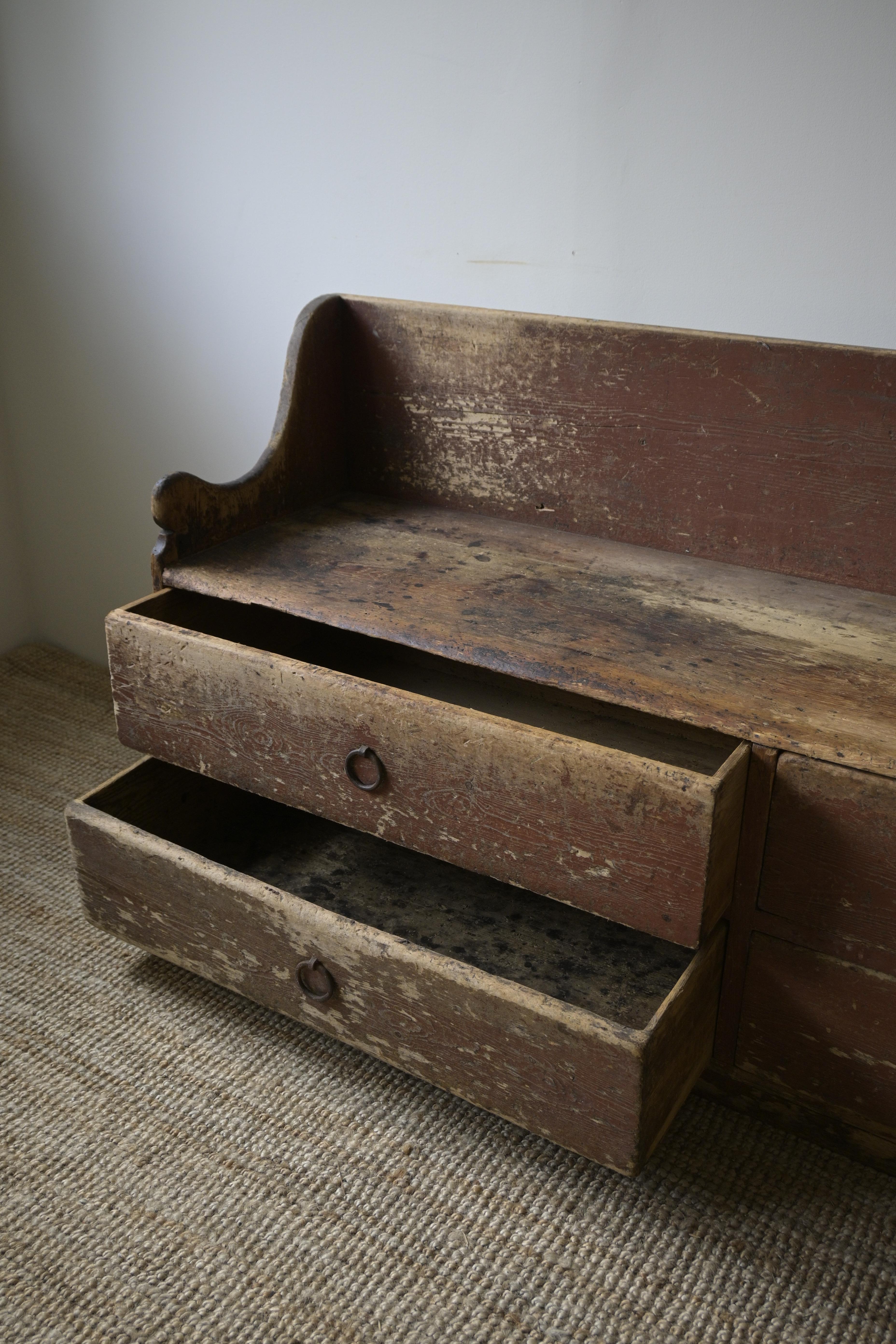 Superbe banc suédois primitif, vers 1850 ou avant Bon état - En vente à Farsta, SE