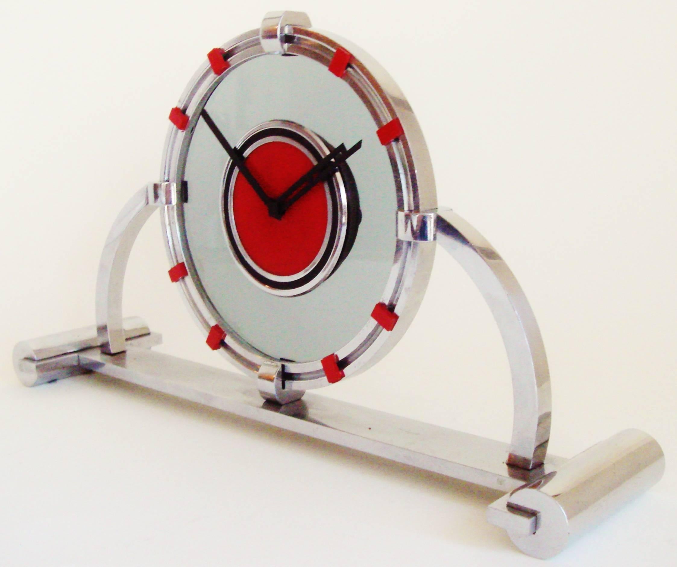 Stunning Swiss Art Deco Chrome, Enamel and Red Phenolic Desk Clock by Movado In Excellent Condition In Port Hope, ON