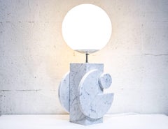 Stunning Table Lamp in Carrara Marble and Opaline