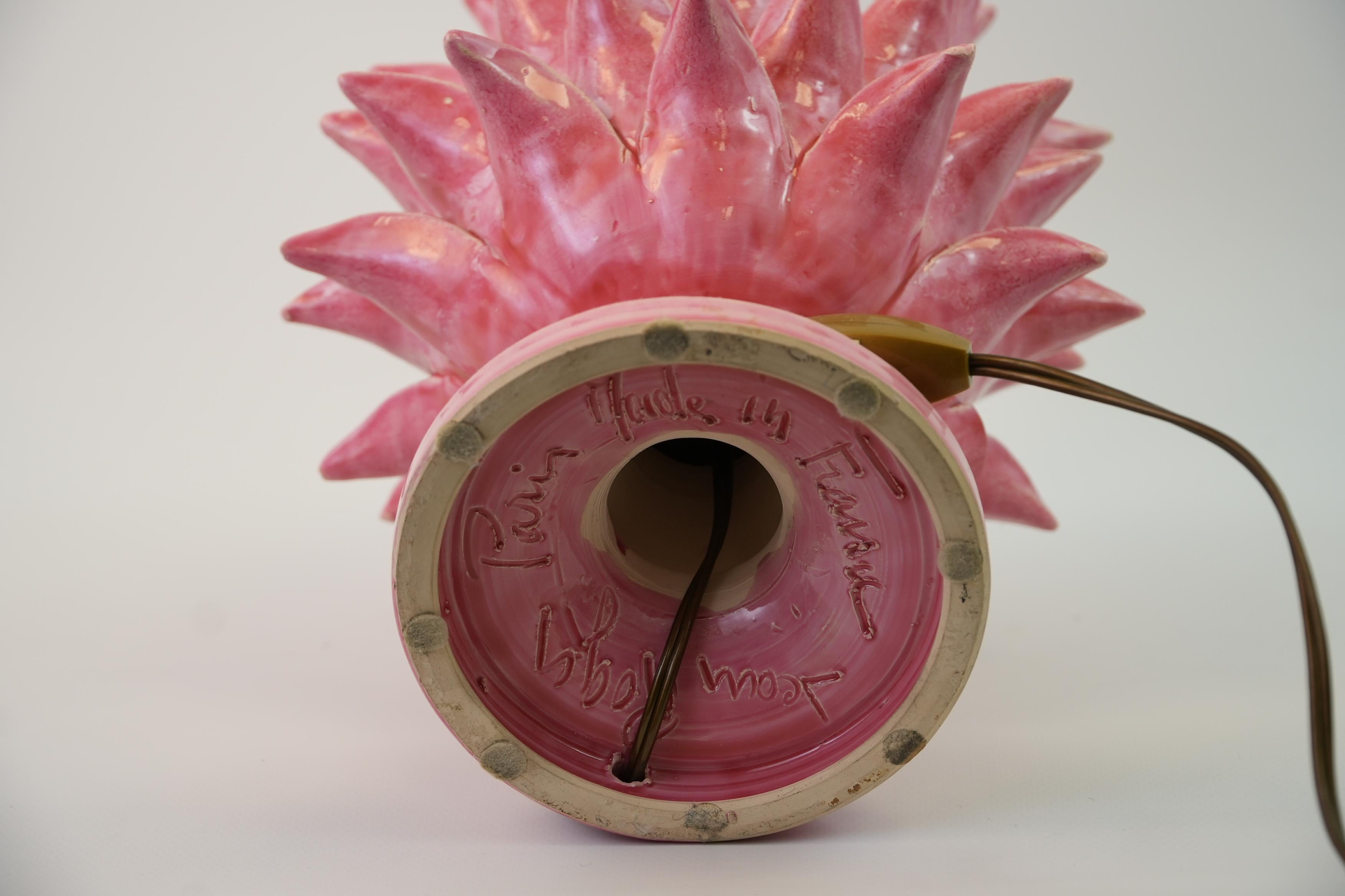 Superbe lampe rose de Jean Roger en vente 3