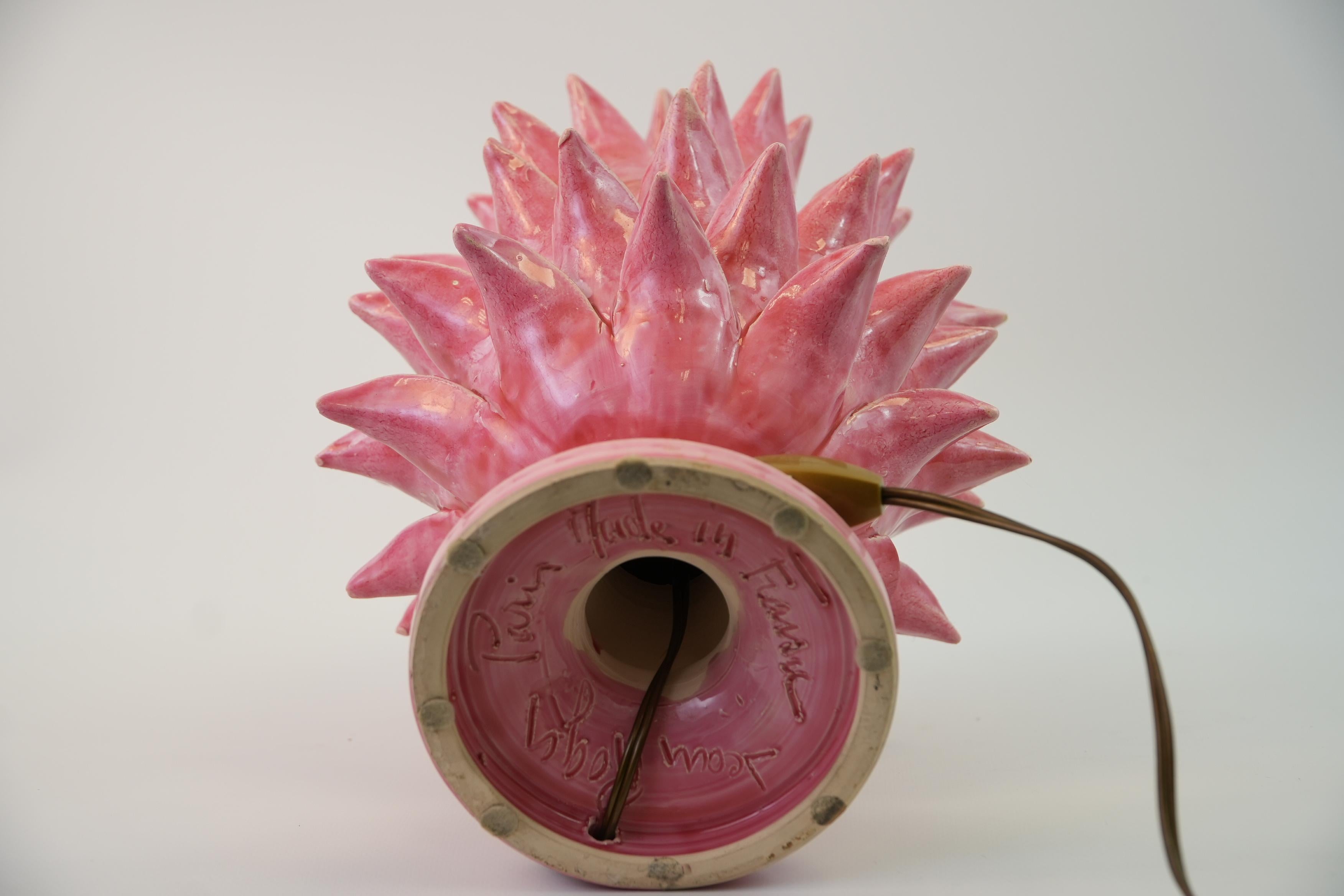 Superbe lampe rose de Jean Roger en vente 5