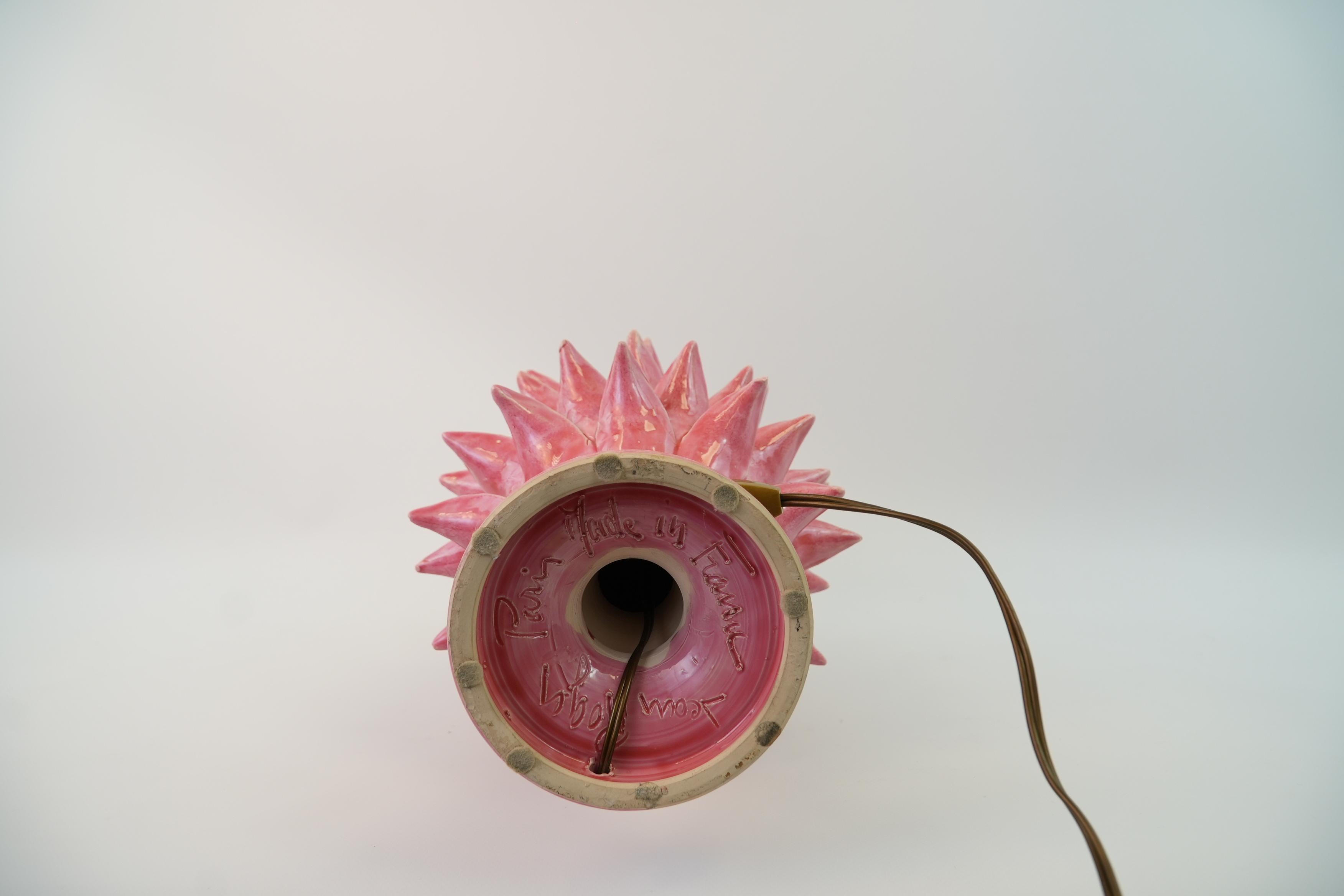Superbe lampe rose de Jean Roger en vente 8