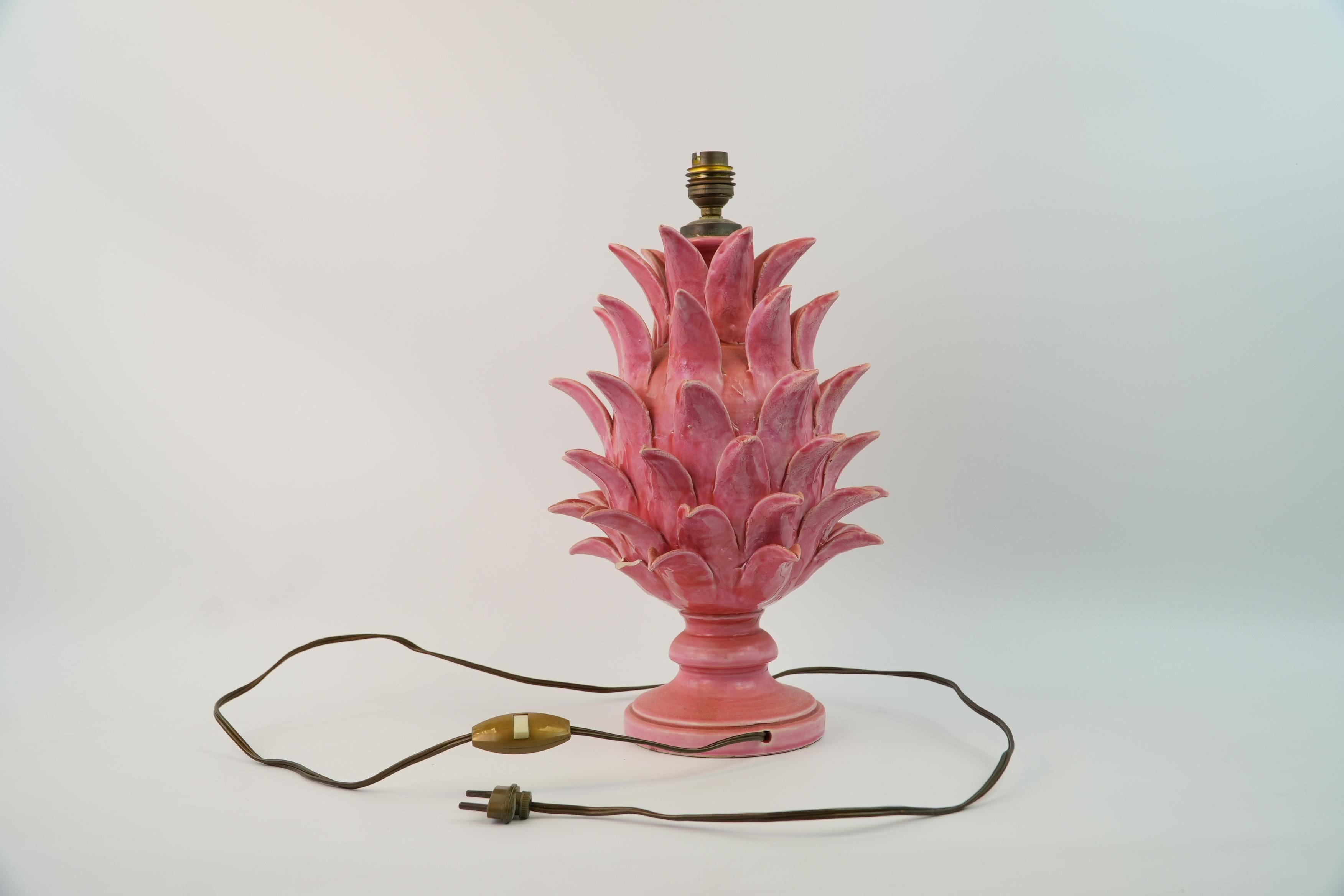 Mid-Century Modern Superbe lampe rose de Jean Roger en vente