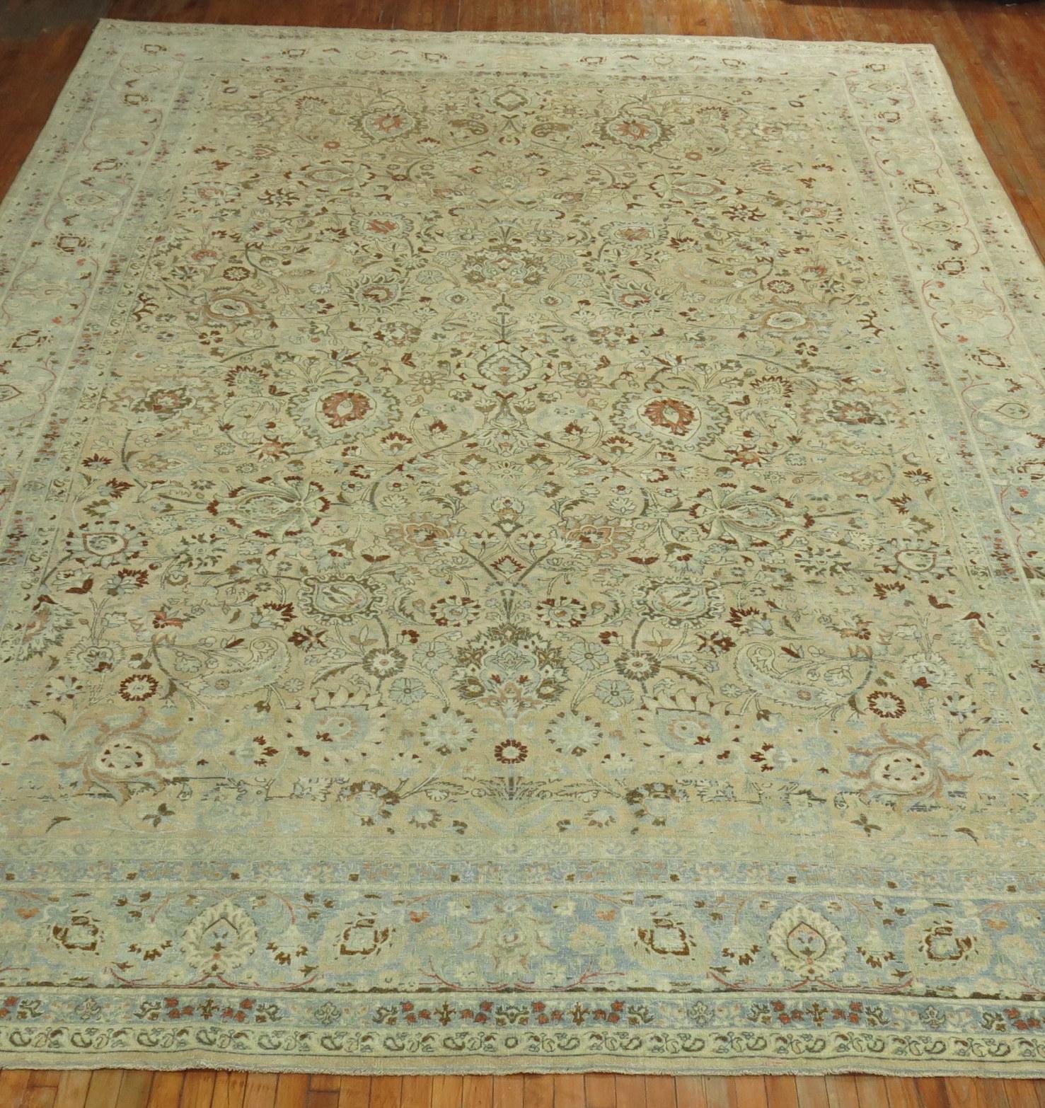Stunning Tan Icy Blue Antique Persian Formal Meshed Rug, 20th Century For Sale 7