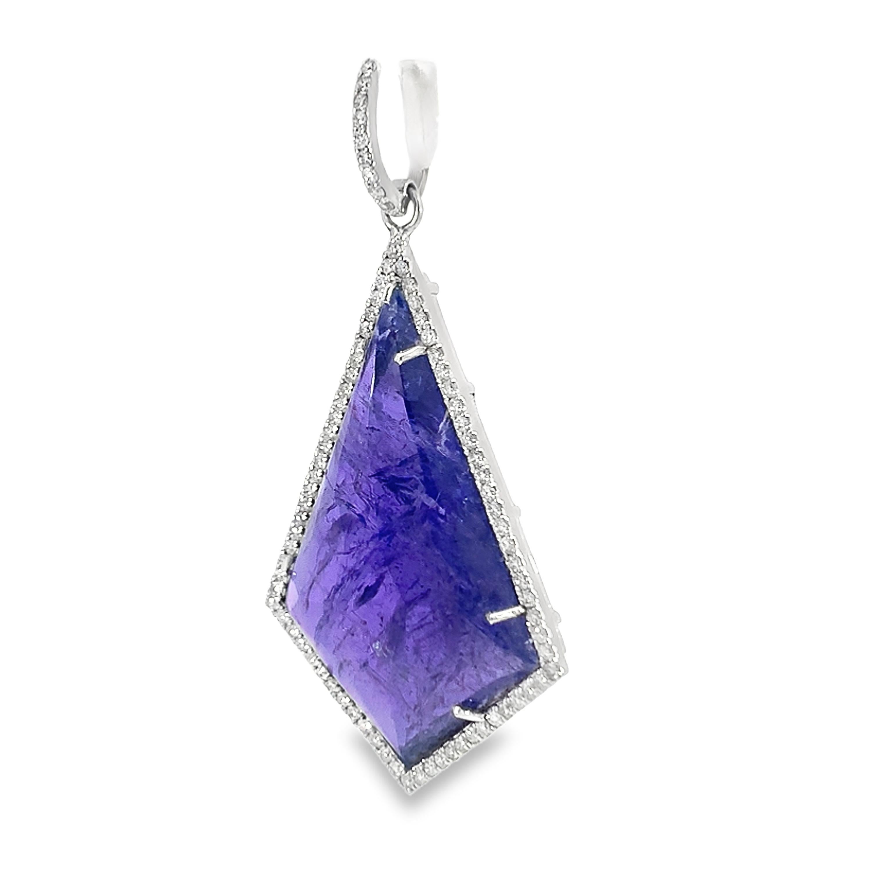 Taglio misto Splendido ciondolo con tanzanite e diamante in vendita