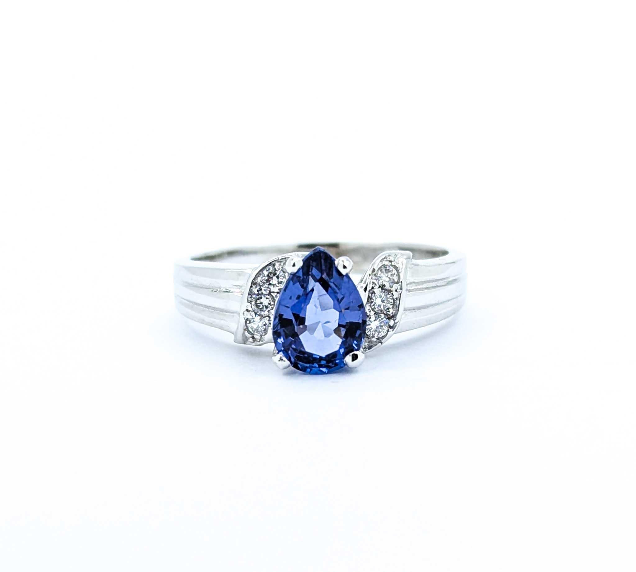 Stunning Tanzanite & Diamond Ring in 14k White Gold For Sale 6