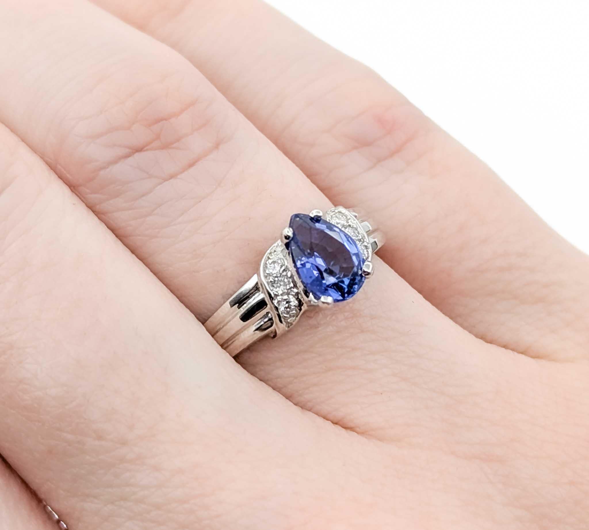 Pear Cut Stunning Tanzanite & Diamond Ring in 14k White Gold For Sale