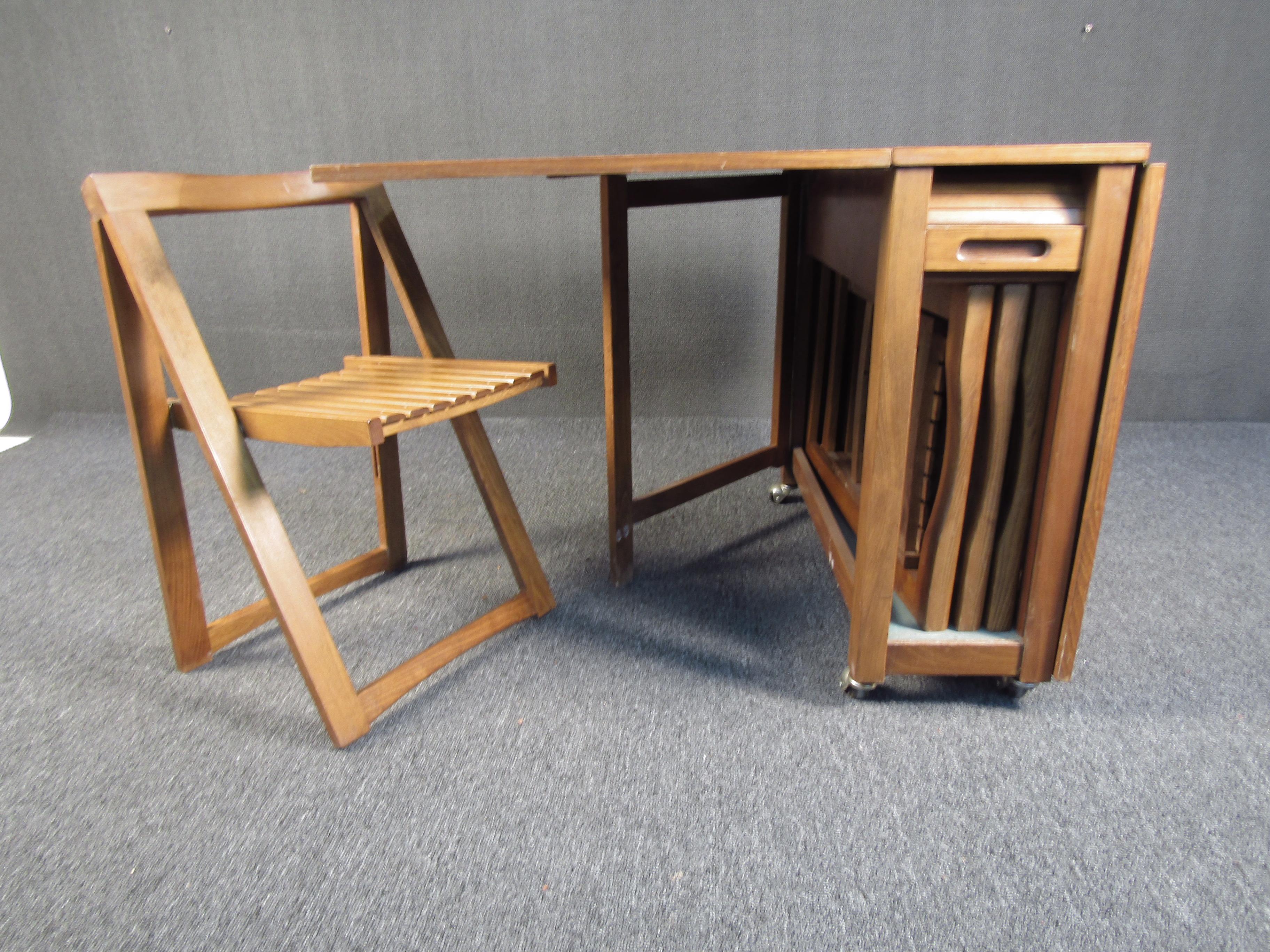 Stunning Teak Midcentury Drop-Leaf Table with Chairs 8