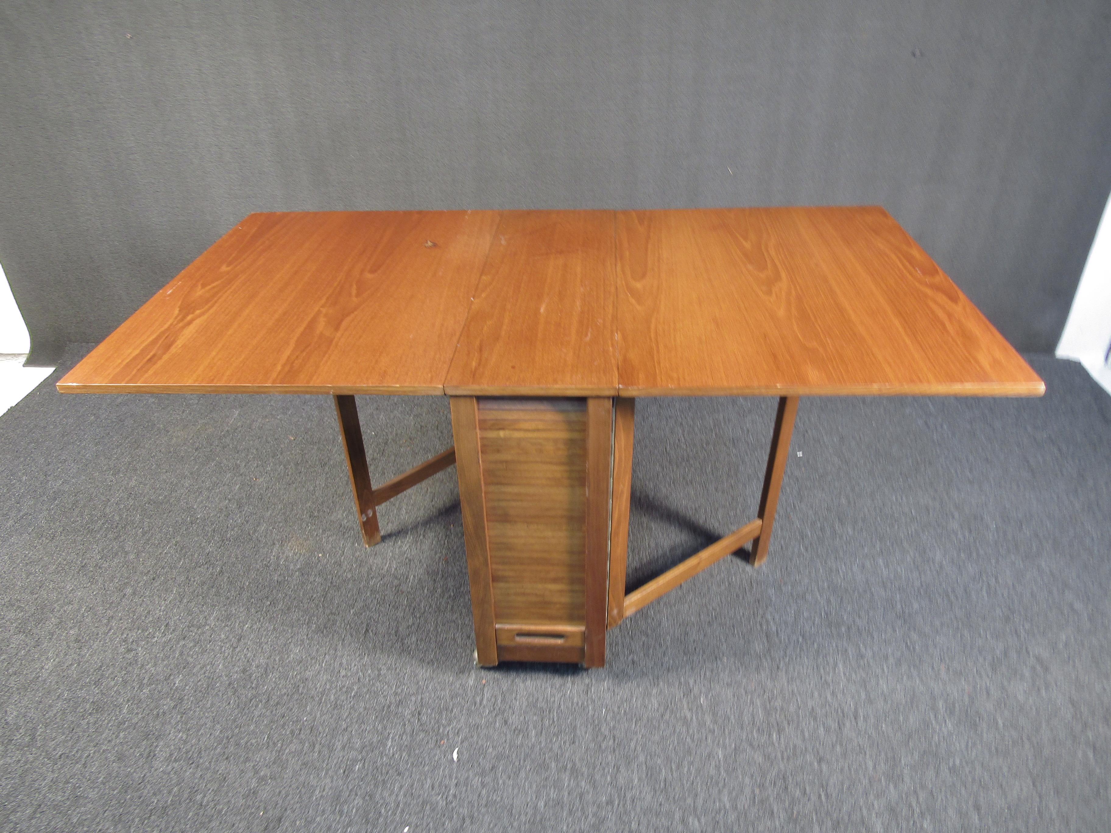 Stunning Teak Midcentury Drop-Leaf Table with Chairs 1