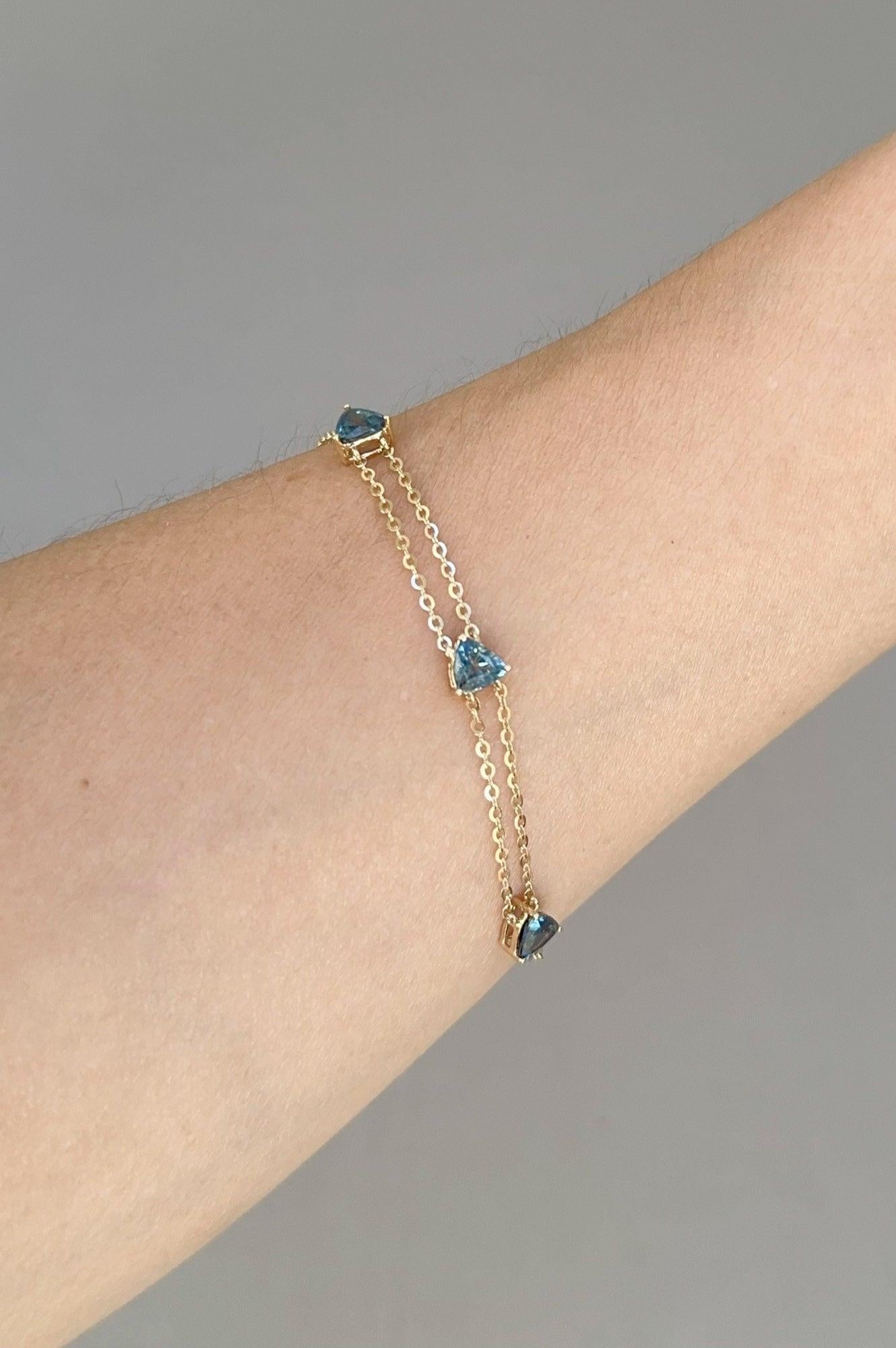 Stunning Teal Blue Sapphire Bracelet on Double Strand Chain 14K Gold 7.5
