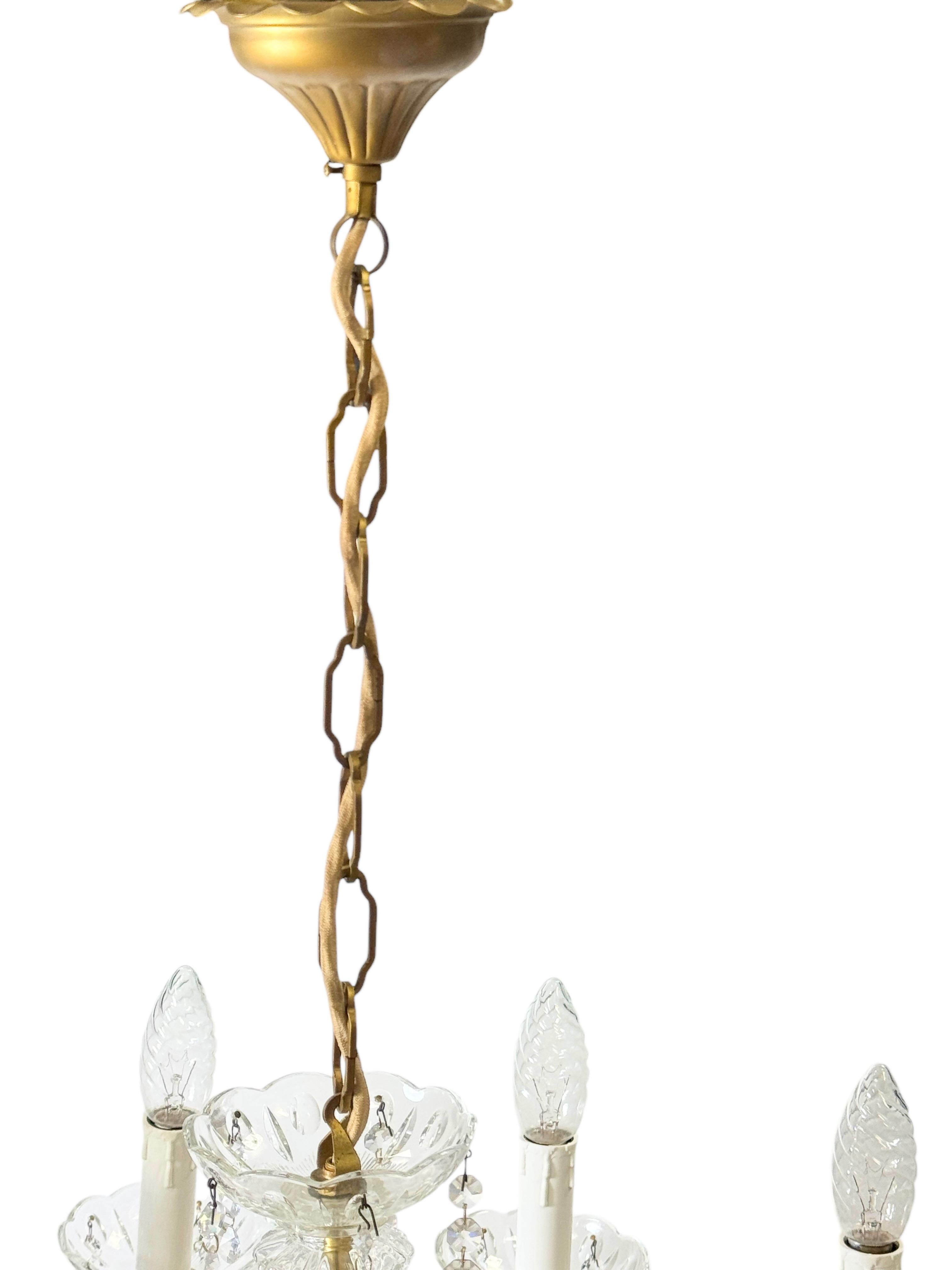Superbe lustre à dix lumières en cristal de style Marie-Thérèse, milieu du siècle dernier, années 1960 en vente 4