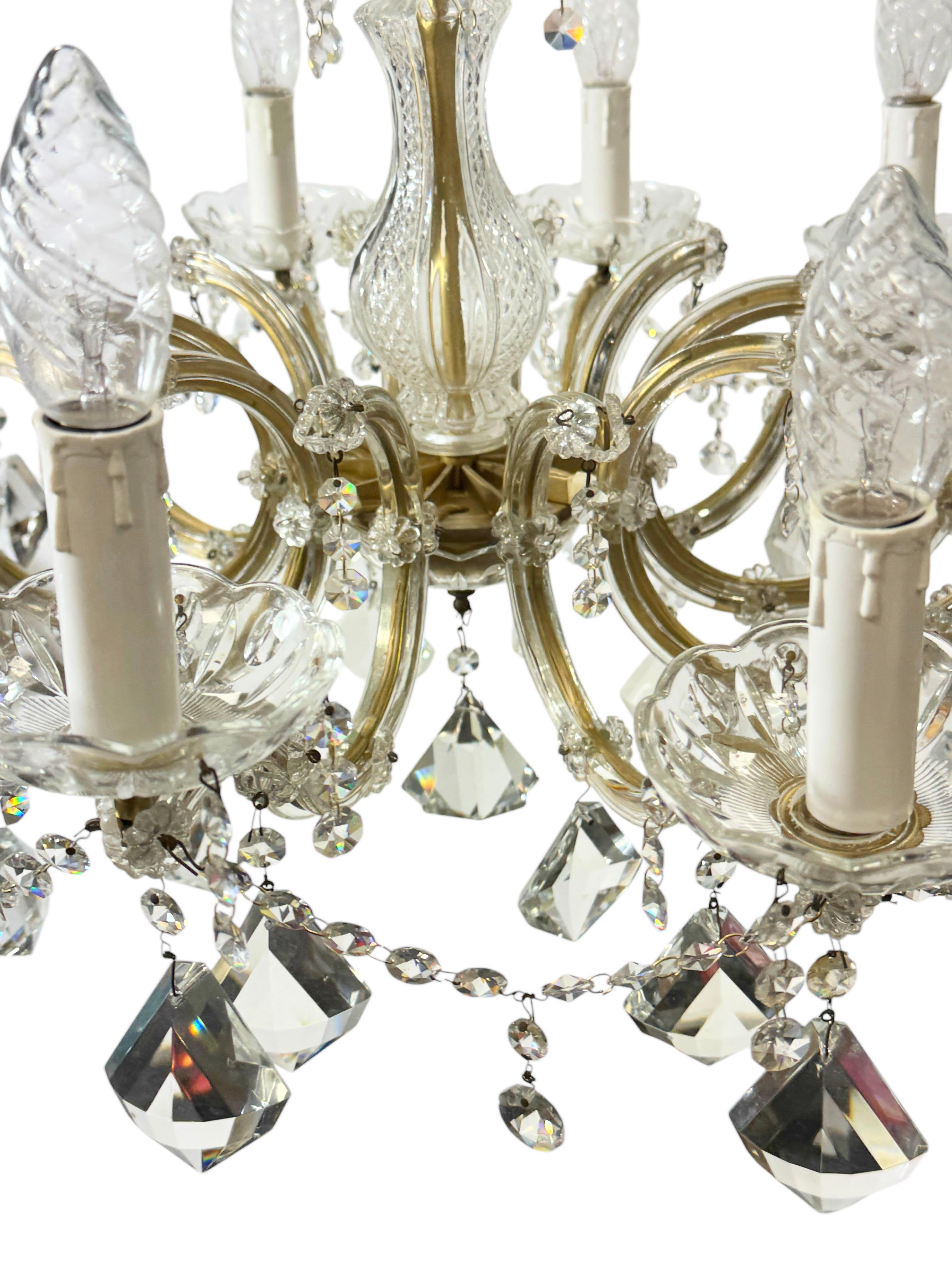 Superbe lustre à dix lumières en cristal de style Marie-Thérèse, milieu du siècle dernier, années 1960 en vente 7