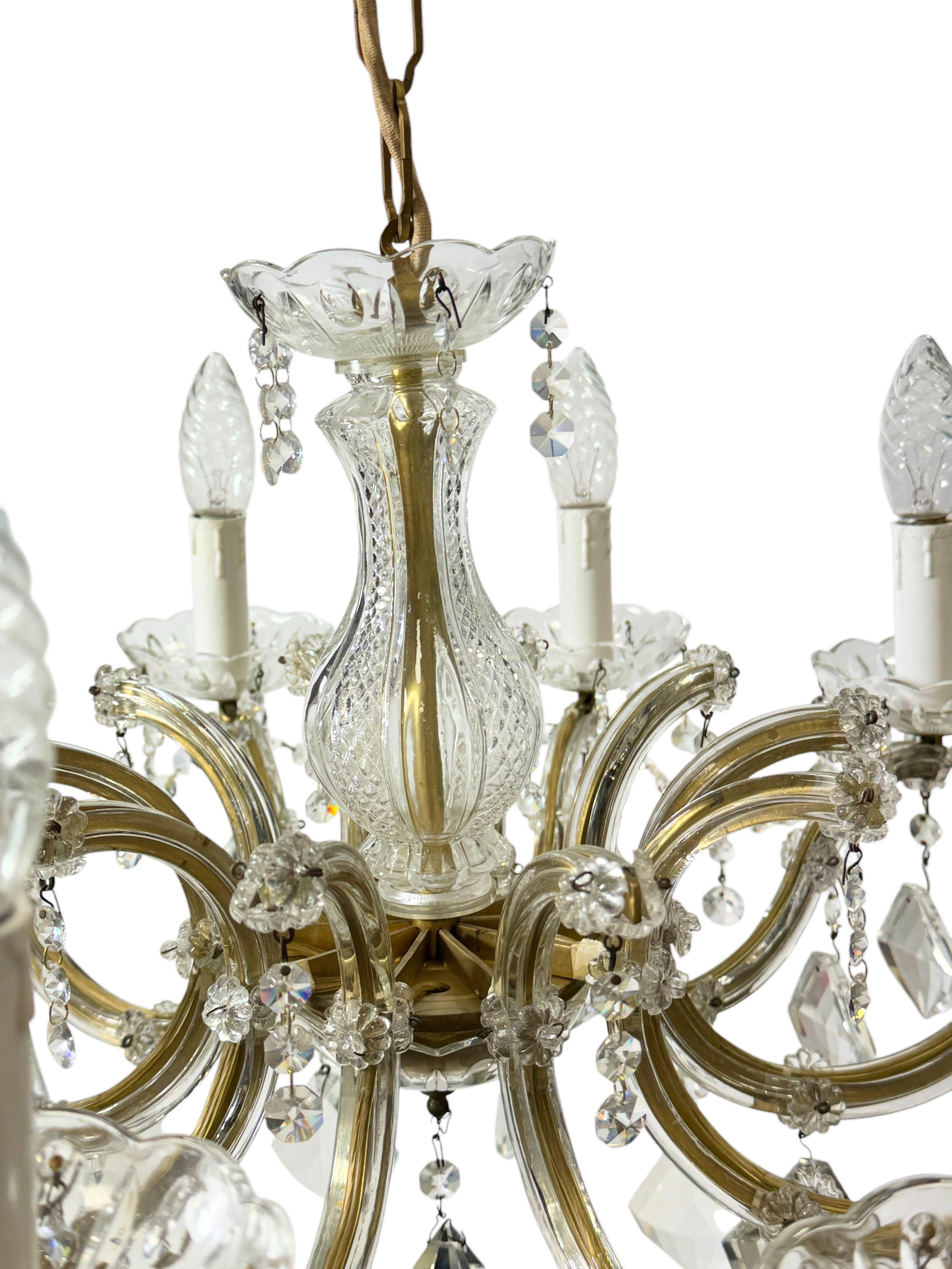 Superbe lustre à dix lumières en cristal de style Marie-Thérèse, milieu du siècle dernier, années 1960 en vente 9