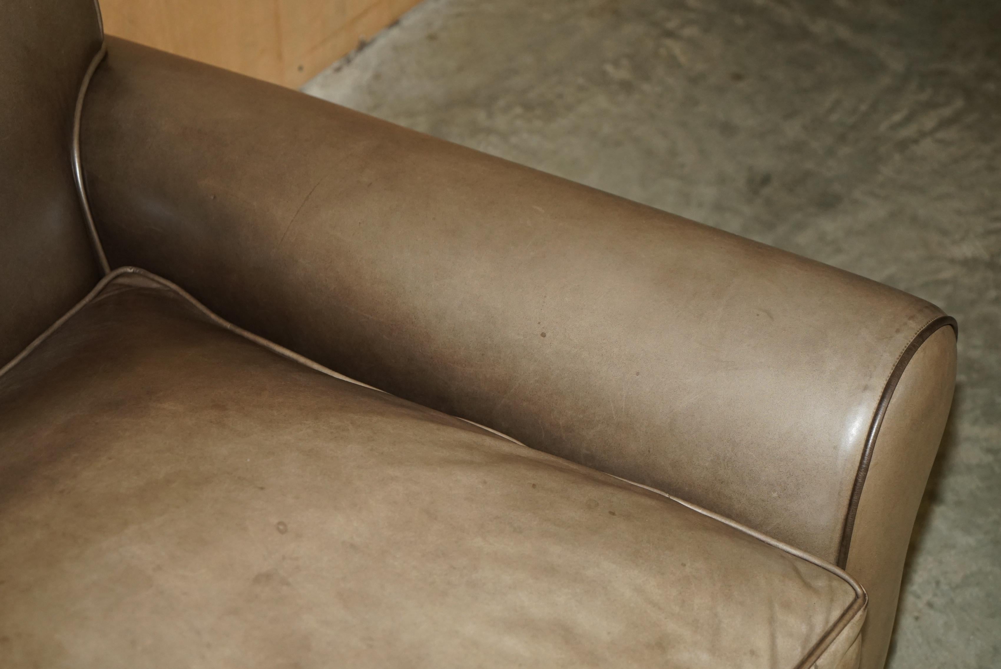 SOFÁ ARMADO DE CUERO GRANDE TERENCE CONRAN GRIS IMPRESIONANTE en venta 1