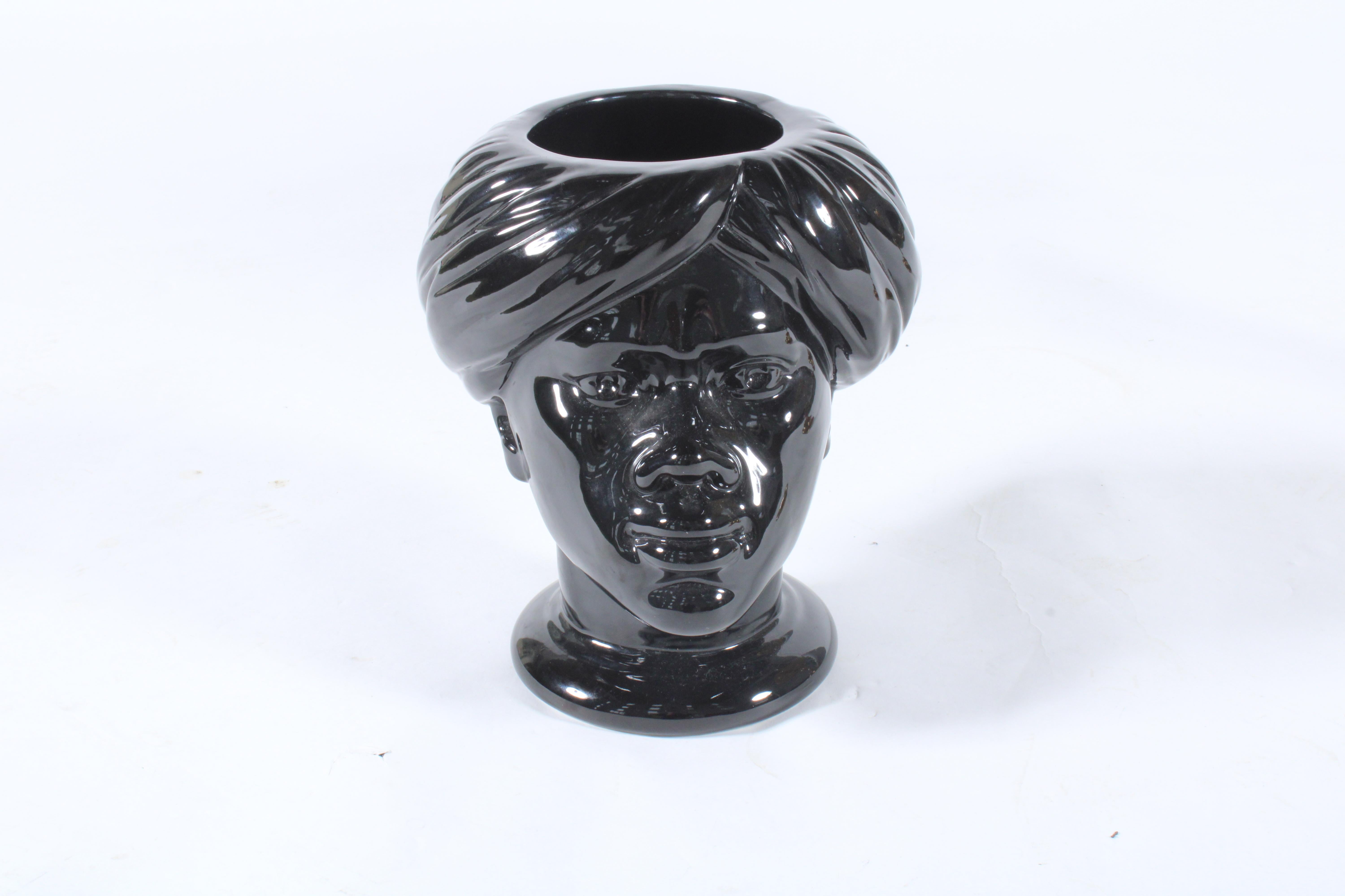 Céramique Superbe vase à buste en céramique émaillée Testa Di Moro de Piero Fornasetti