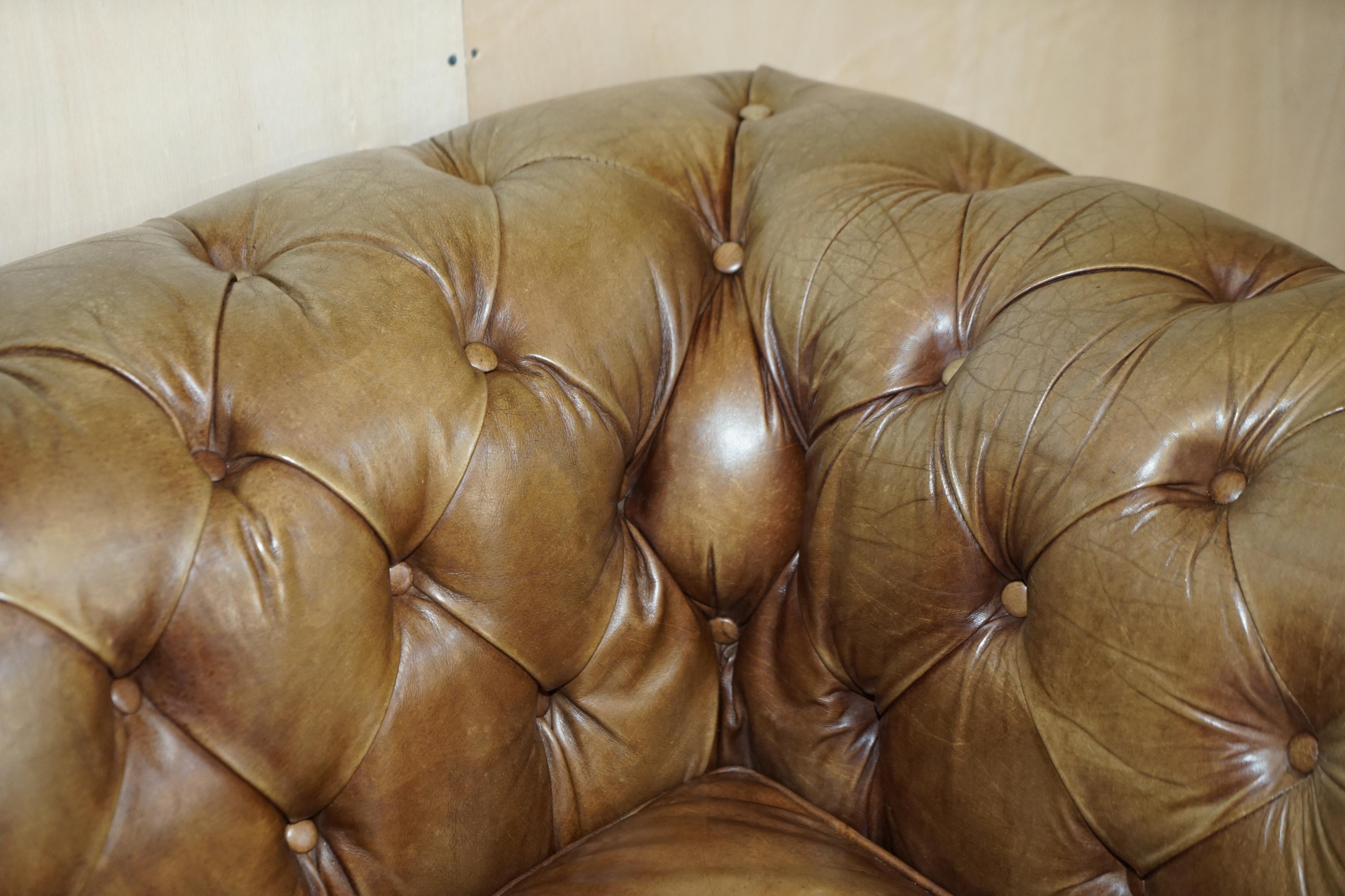 Hand-Crafted STUNNING TIMOTHY OULTON HALO WESTMiNSTER BROWN LEATHER CHESTERFIELD TUFTED SOFA