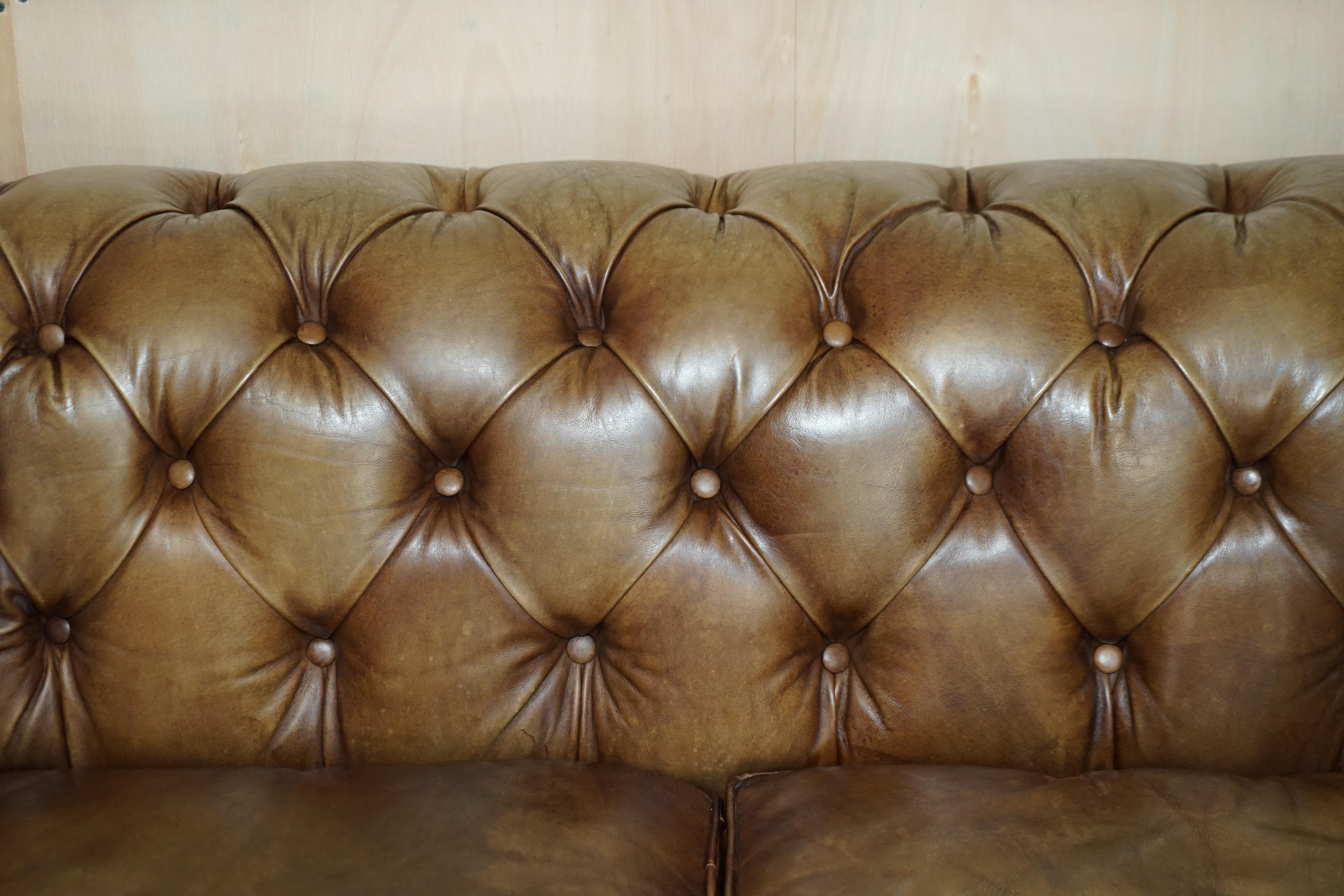 20th Century STUNNING TIMOTHY OULTON HALO WESTMiNSTER BROWN LEATHER CHESTERFIELD TUFTED SOFA