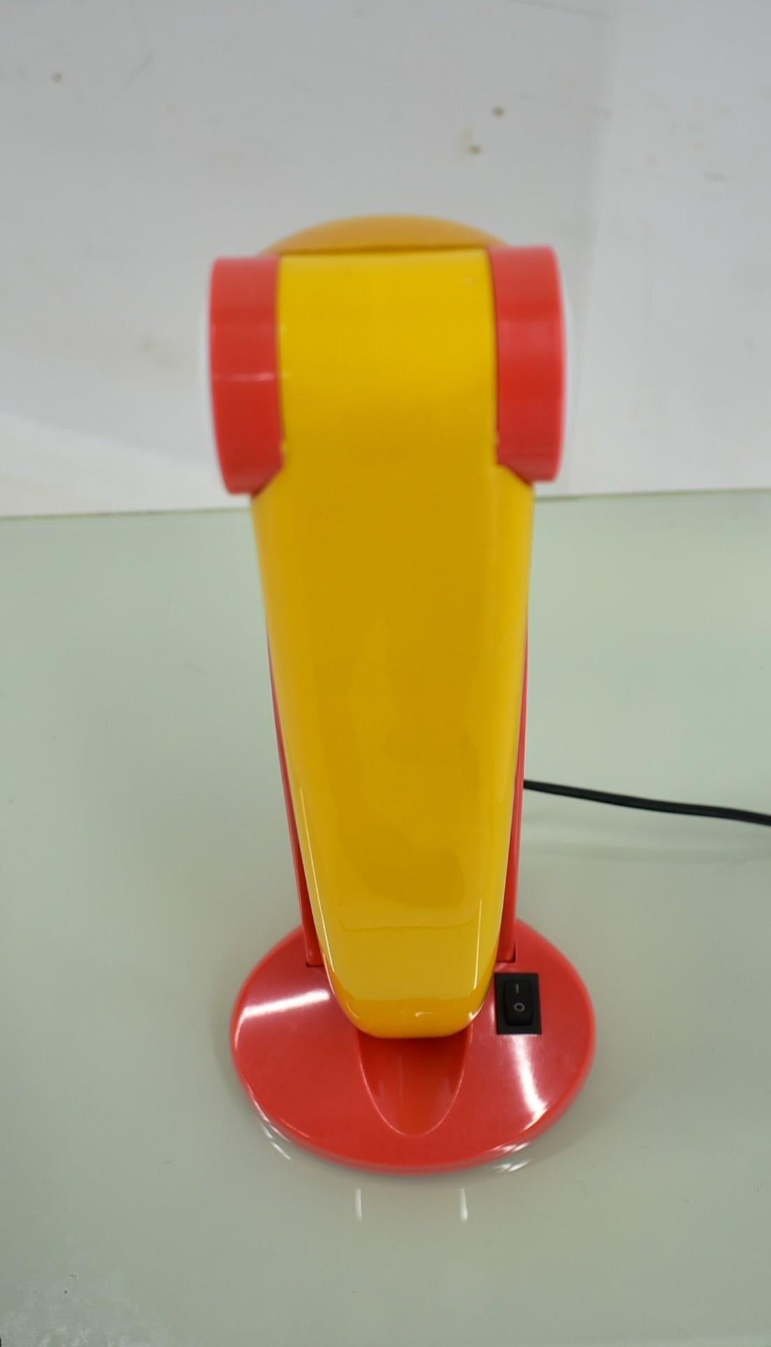 Stunning Toucan Table Lamp by H.T.Huang for Lenoir, 1975s. For Sale 8