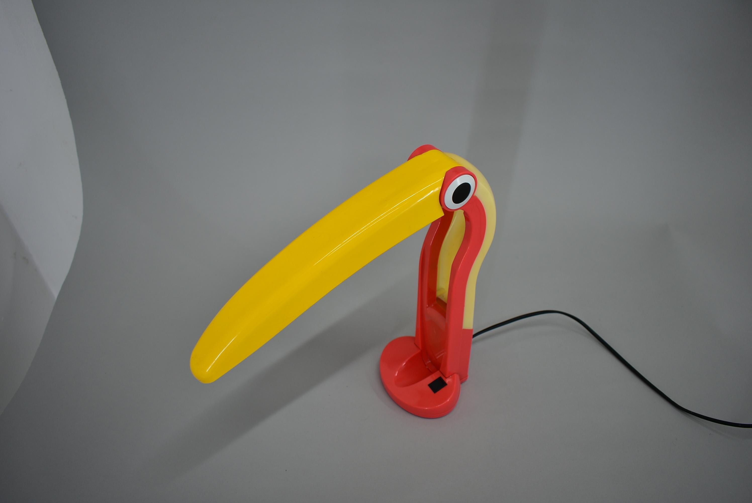 Stunning Toucan Table Lamp by H.T.Huang for Lenoir, 1975s. 10