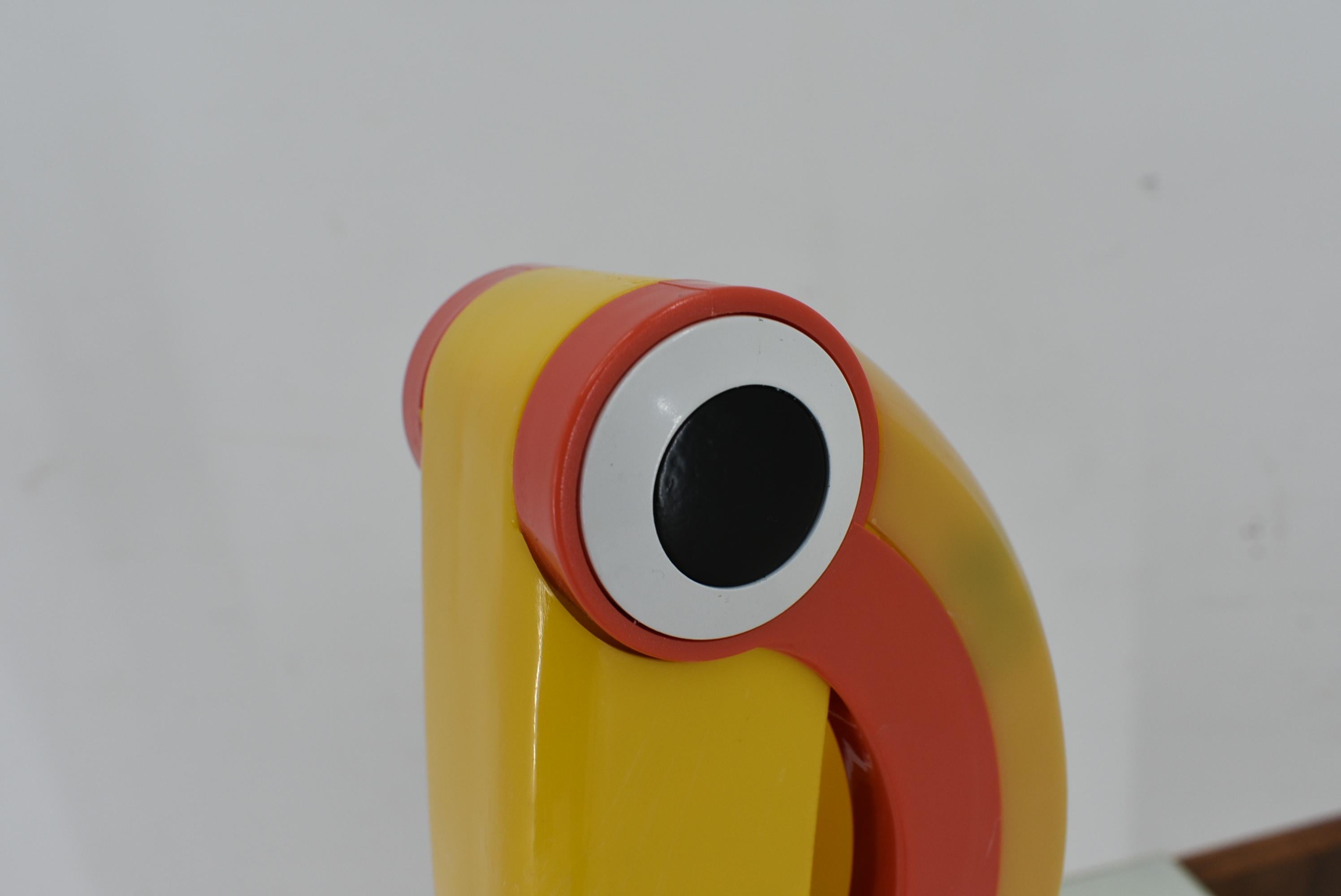 Late 20th Century Stunning Toucan Table Lamp by H.T.Huang for Lenoir, 1975s. For Sale