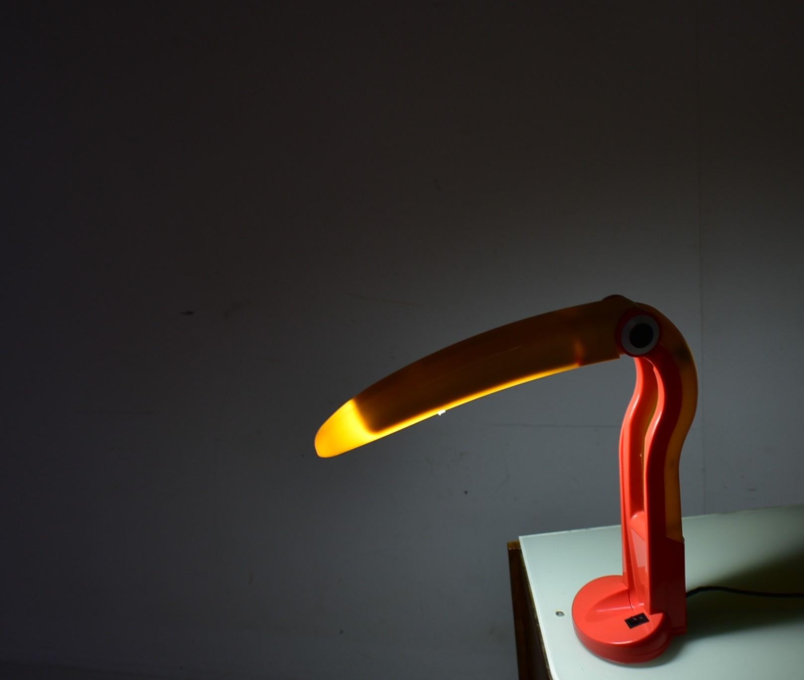 Stunning Toucan Table Lamp by H.T.Huang for Lenoir, 1975s. For Sale 1