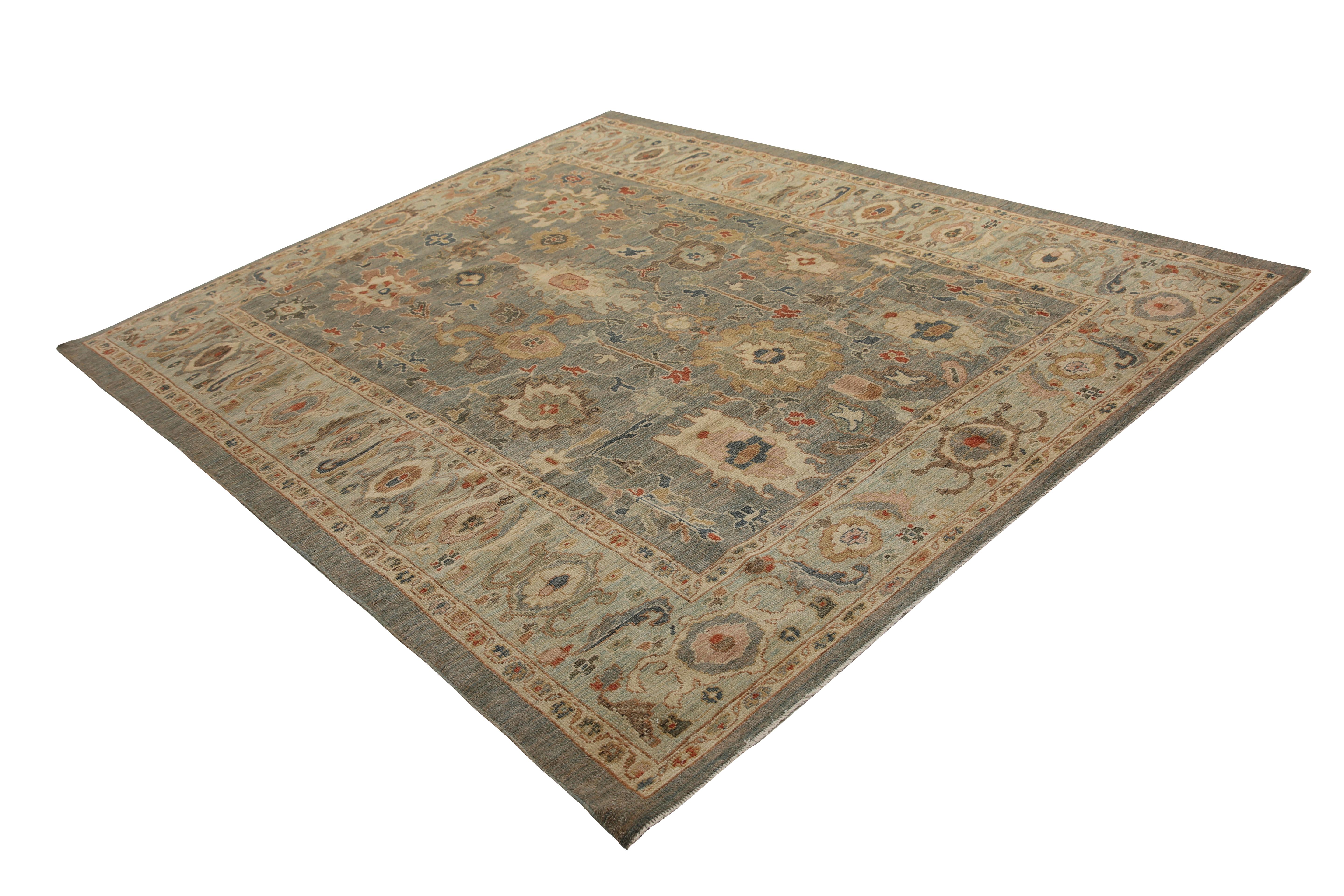 Hand-Woven Stunning Traditional Sultanabad Rug For Sale