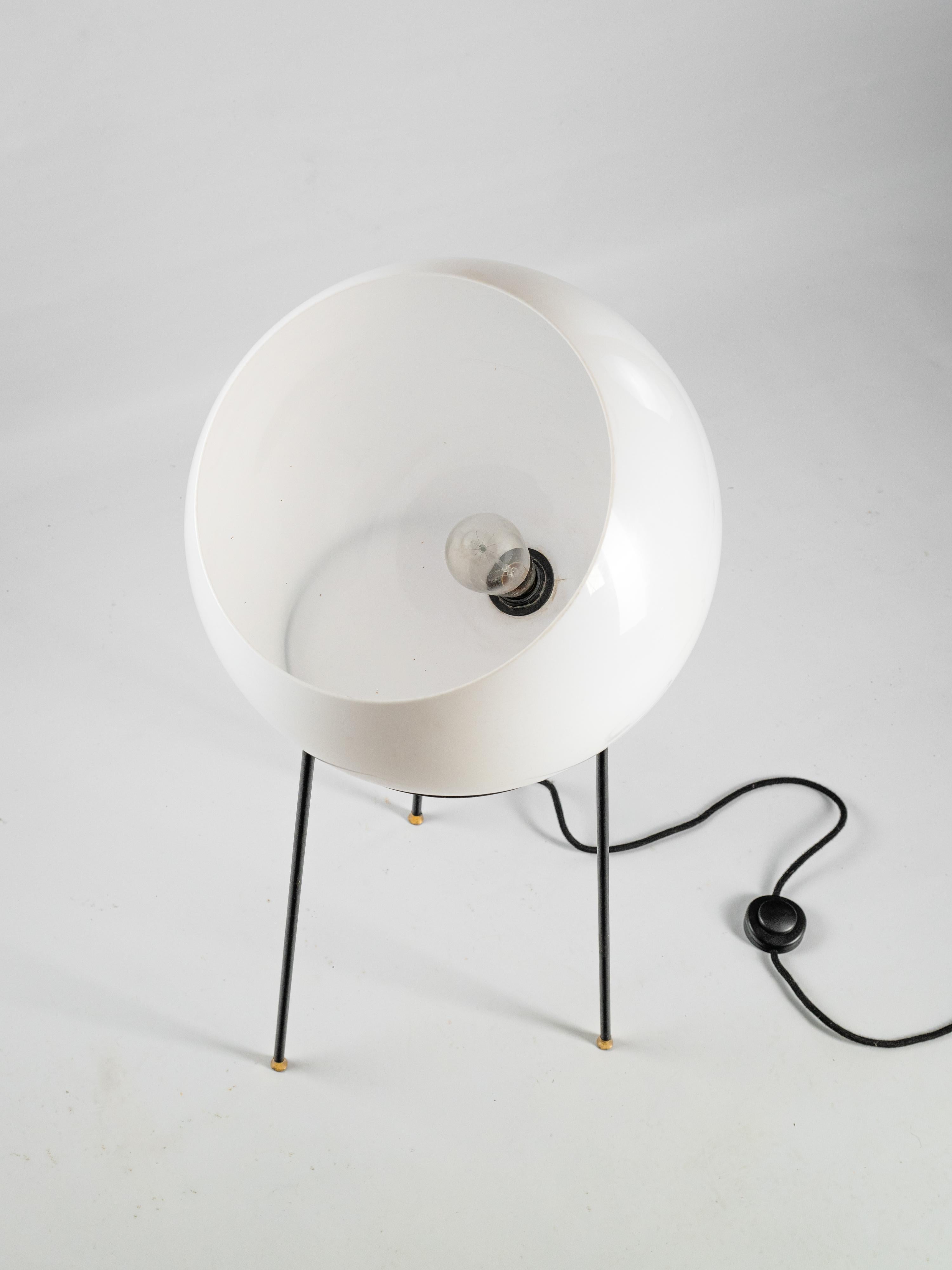 Superbe lampadaire tripode de l'ère spatiale en vente 6