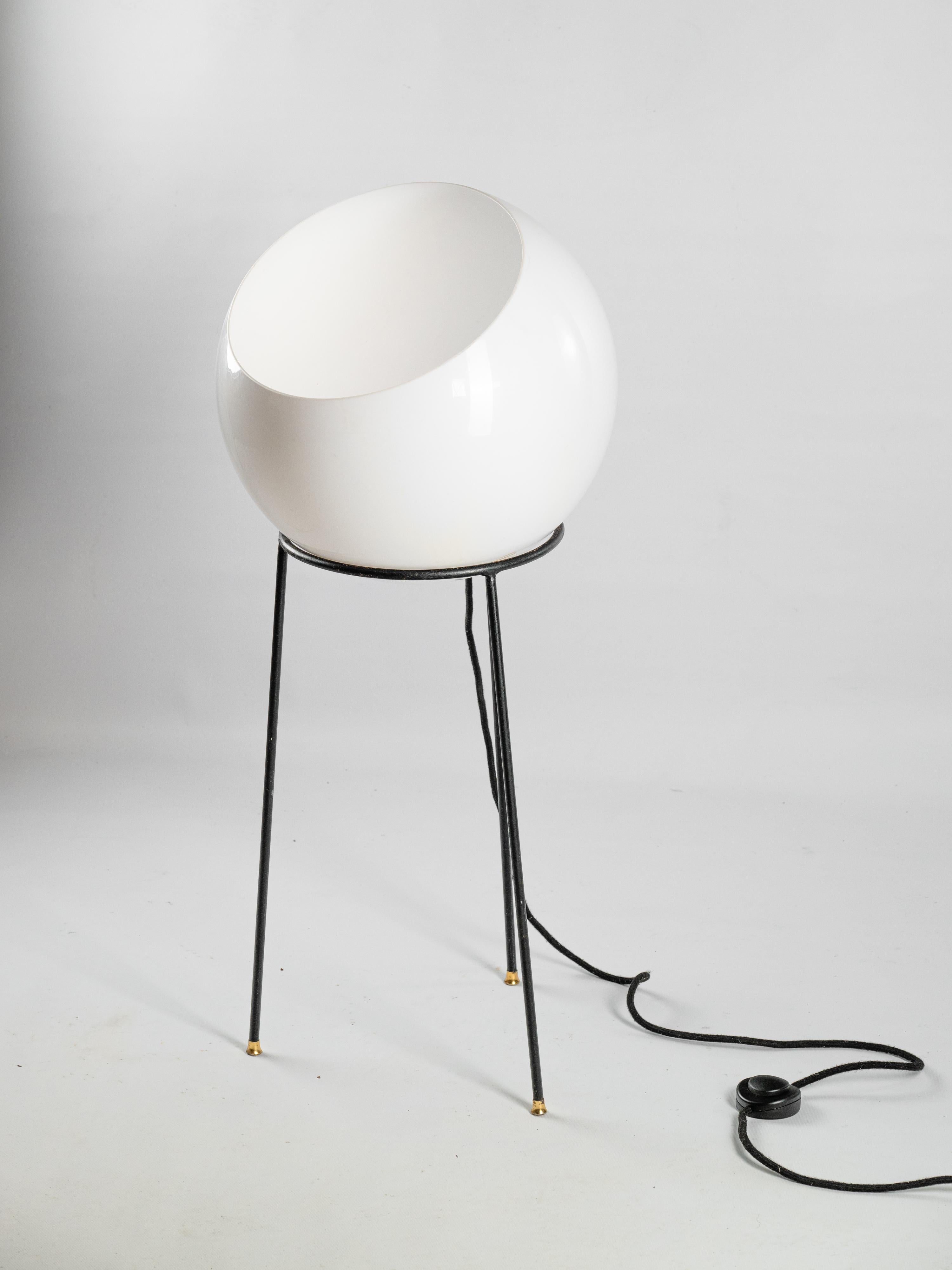 Ère spatiale Superbe lampadaire tripode de l'ère spatiale en vente
