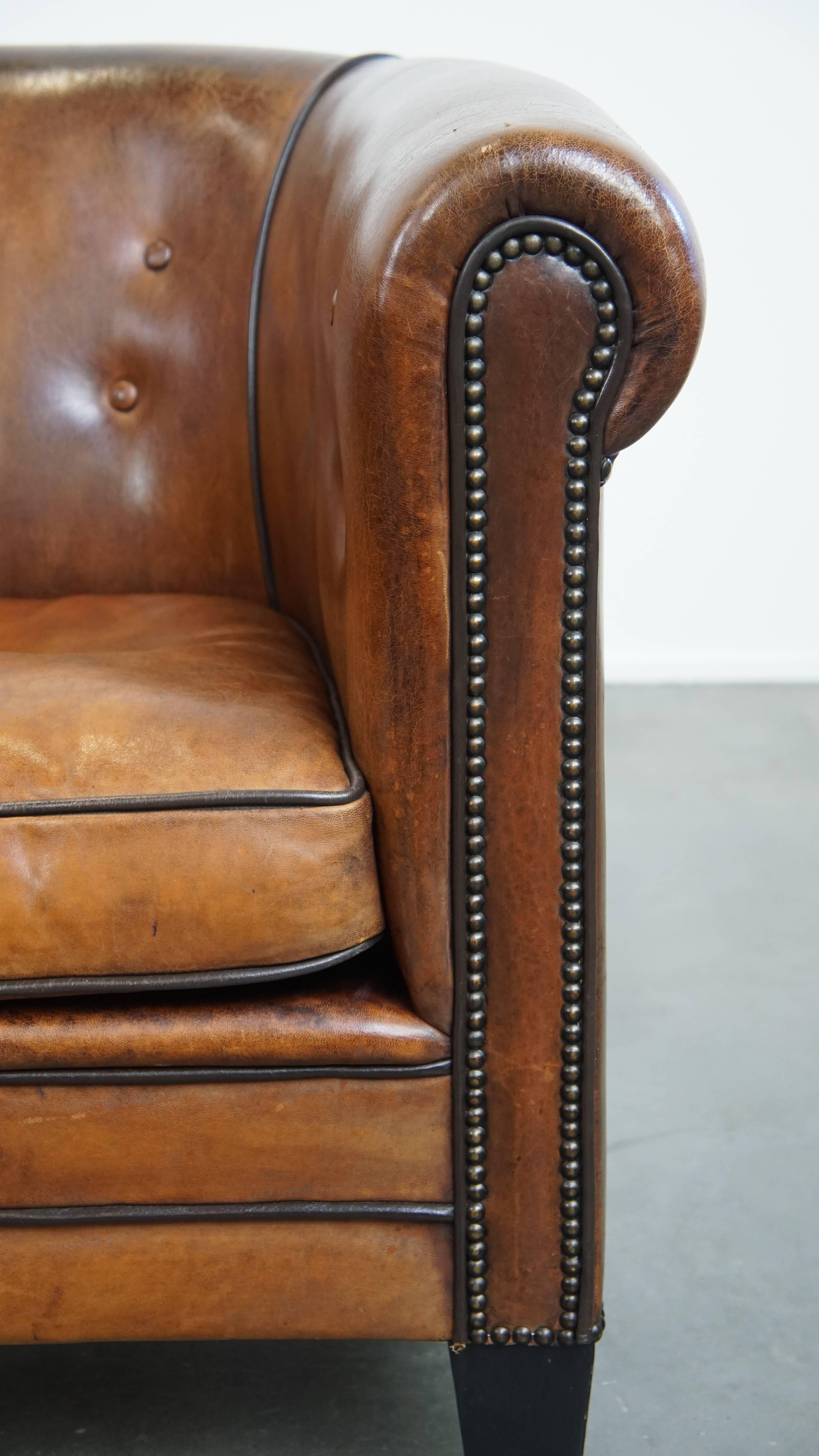 Stunning Tufted Luxury Sheepskin Leather Club Armchair For Sale 3