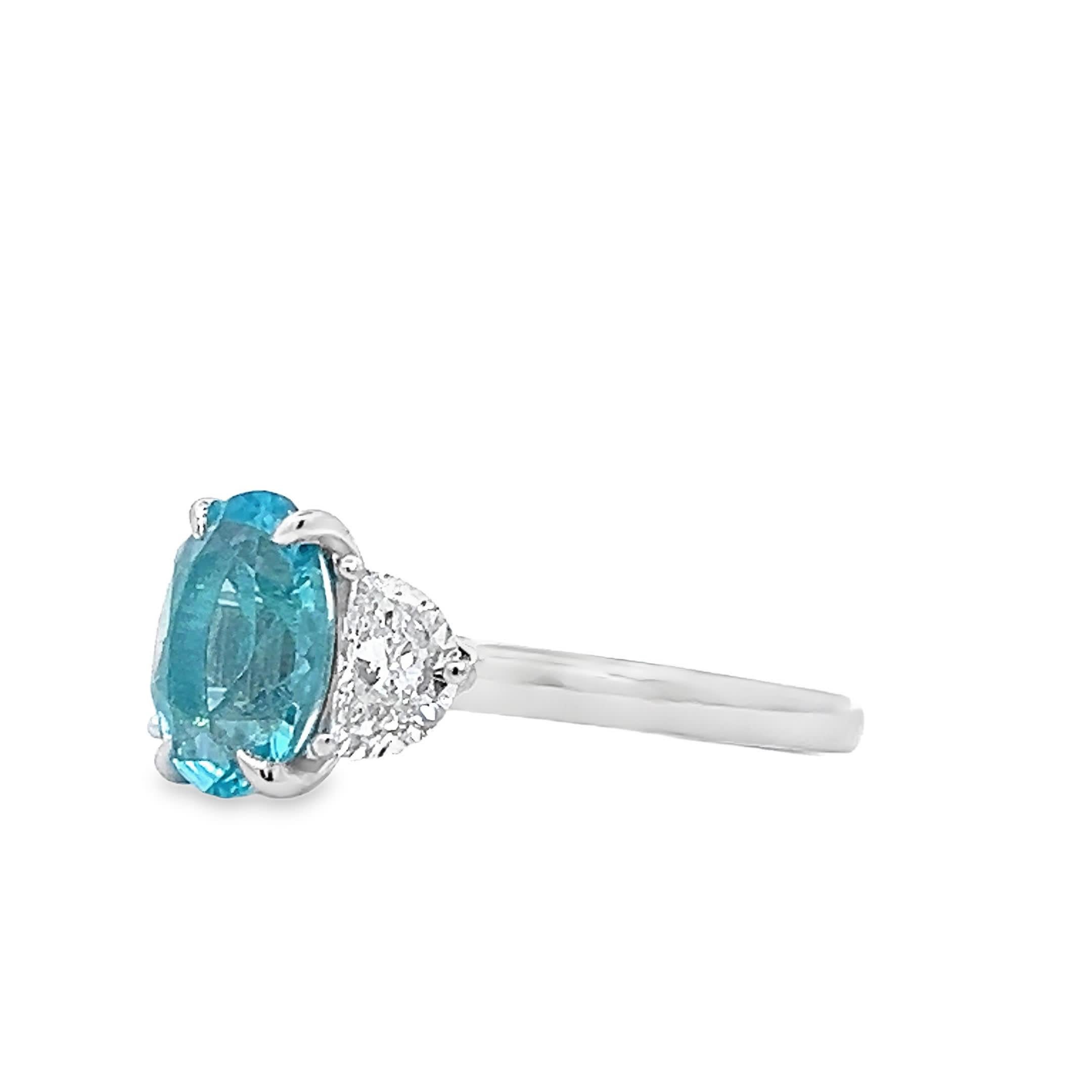 Stupendo anello con turchese e diamanti In condizioni Nuovo in vendita a Great Neck Plaza, NY