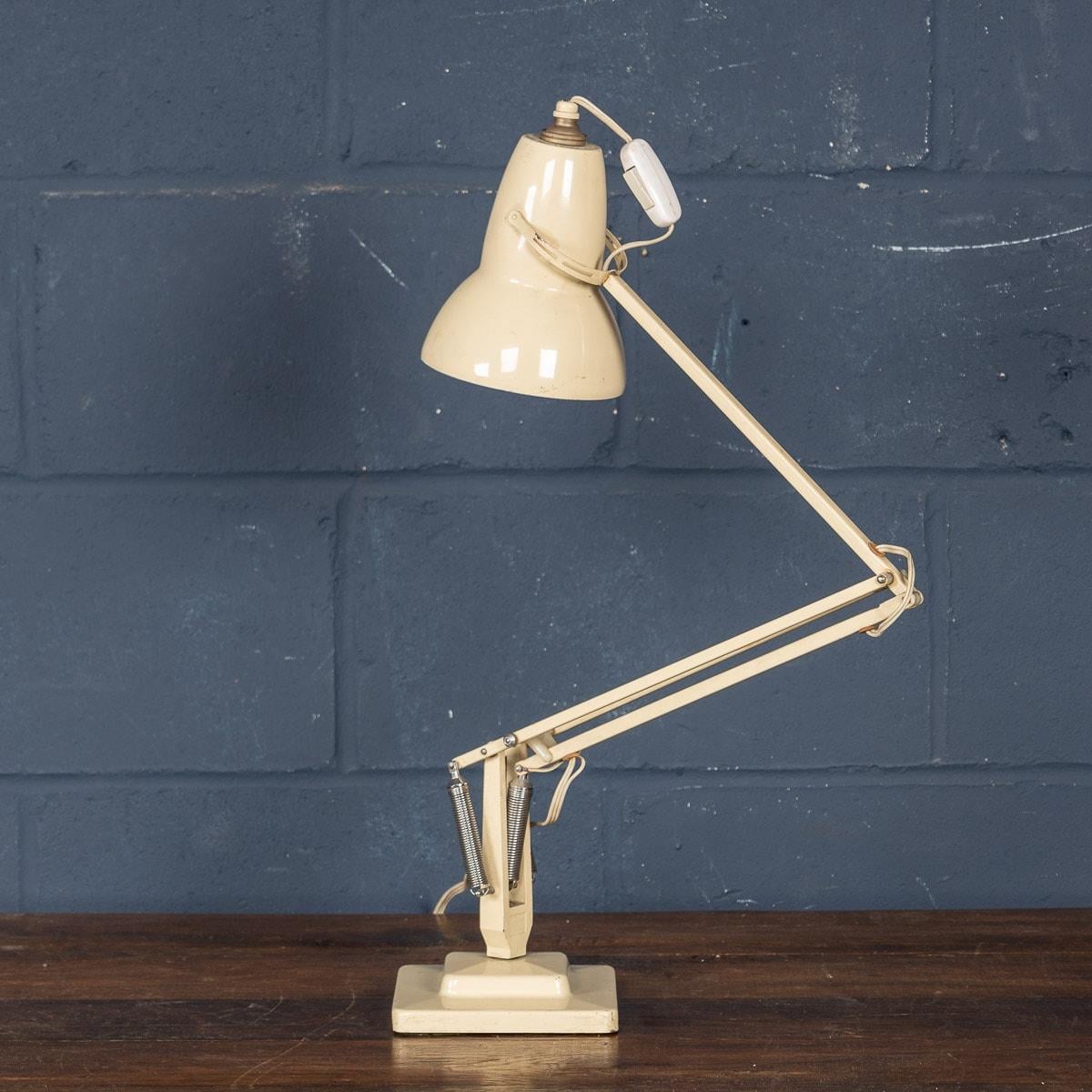 20th Century Stunning Two-Step Herbert Terry Anglepoise Lamp, Model 1227, England, circa 1970 For Sale