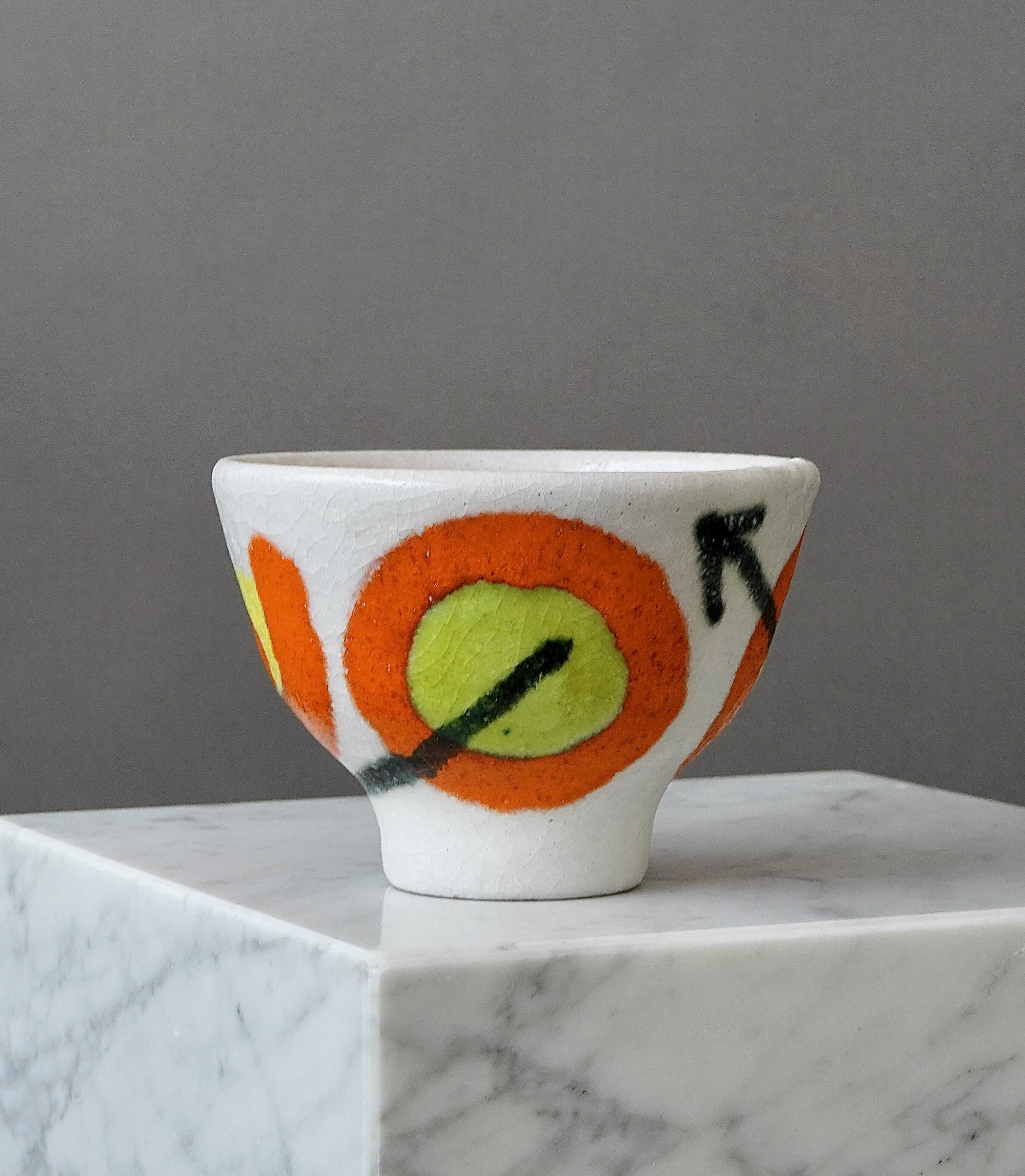 Stunning Unique Bowl by Guido Gambone. Florence, Italy, 1950s In Good Condition For Sale In Malmö, SE